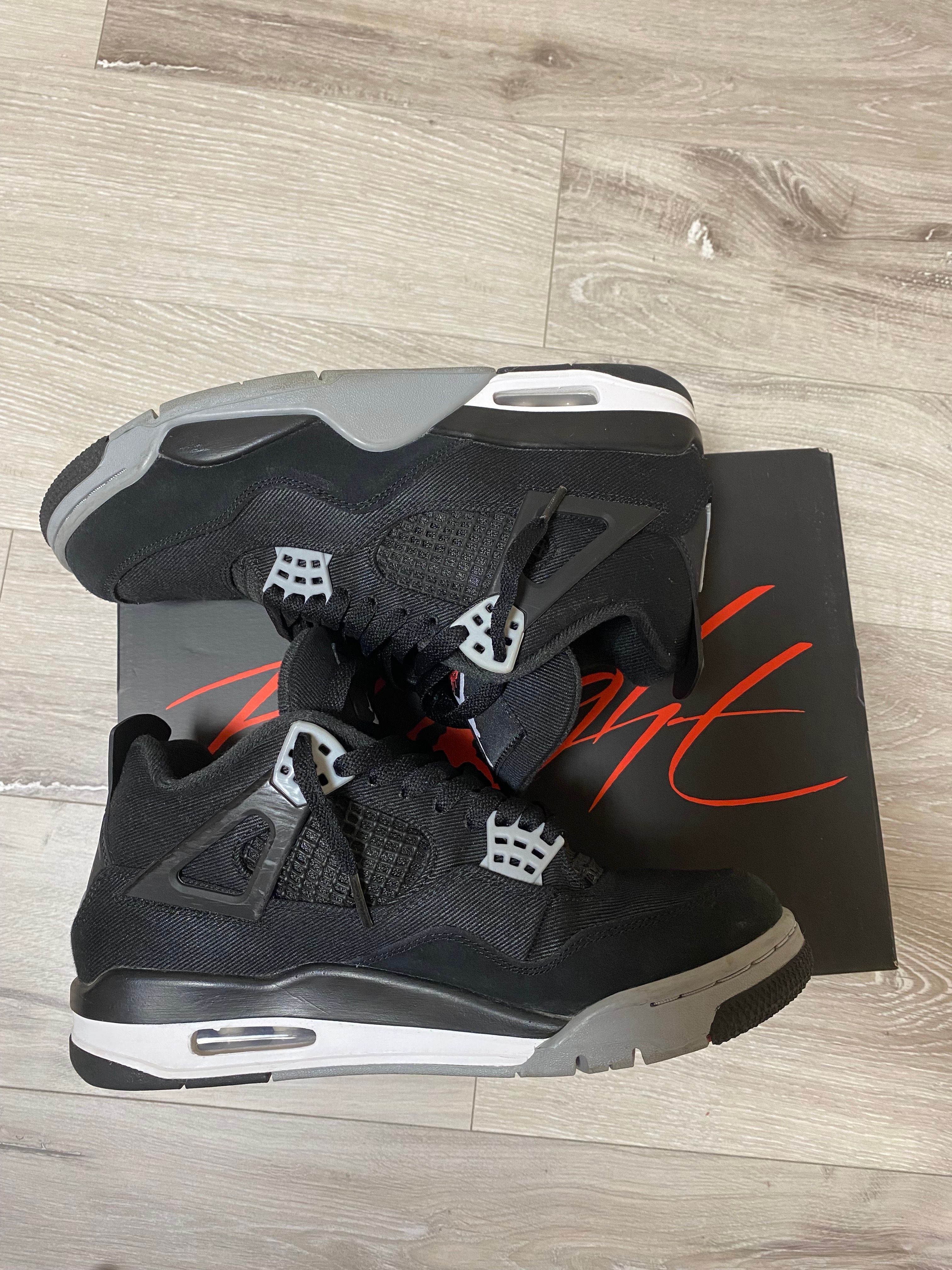 Nike Air Jordan 4 SE "Black and Light Steel"
