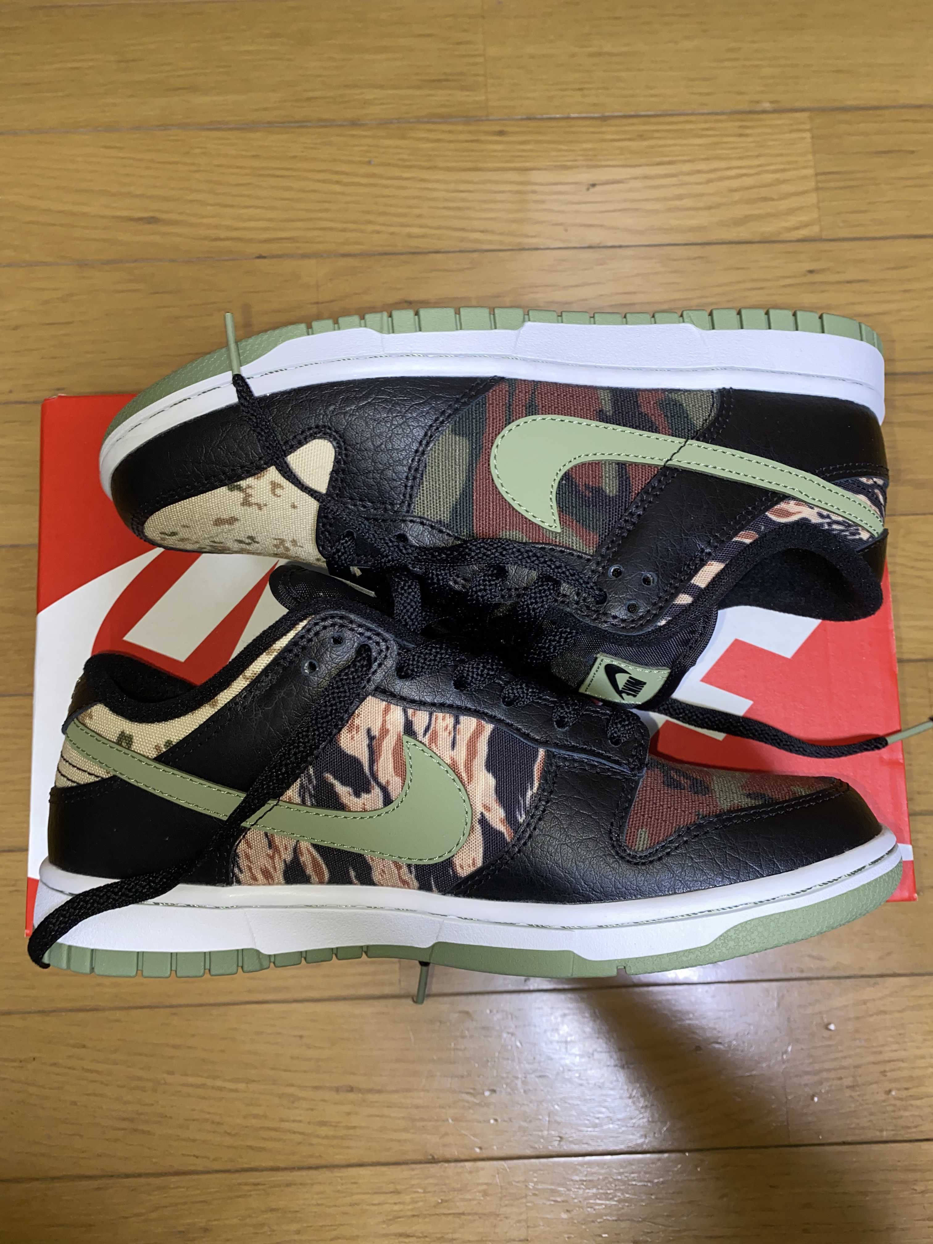 NIKE DUNK LOW SE "BLACK MULTI CAMO"