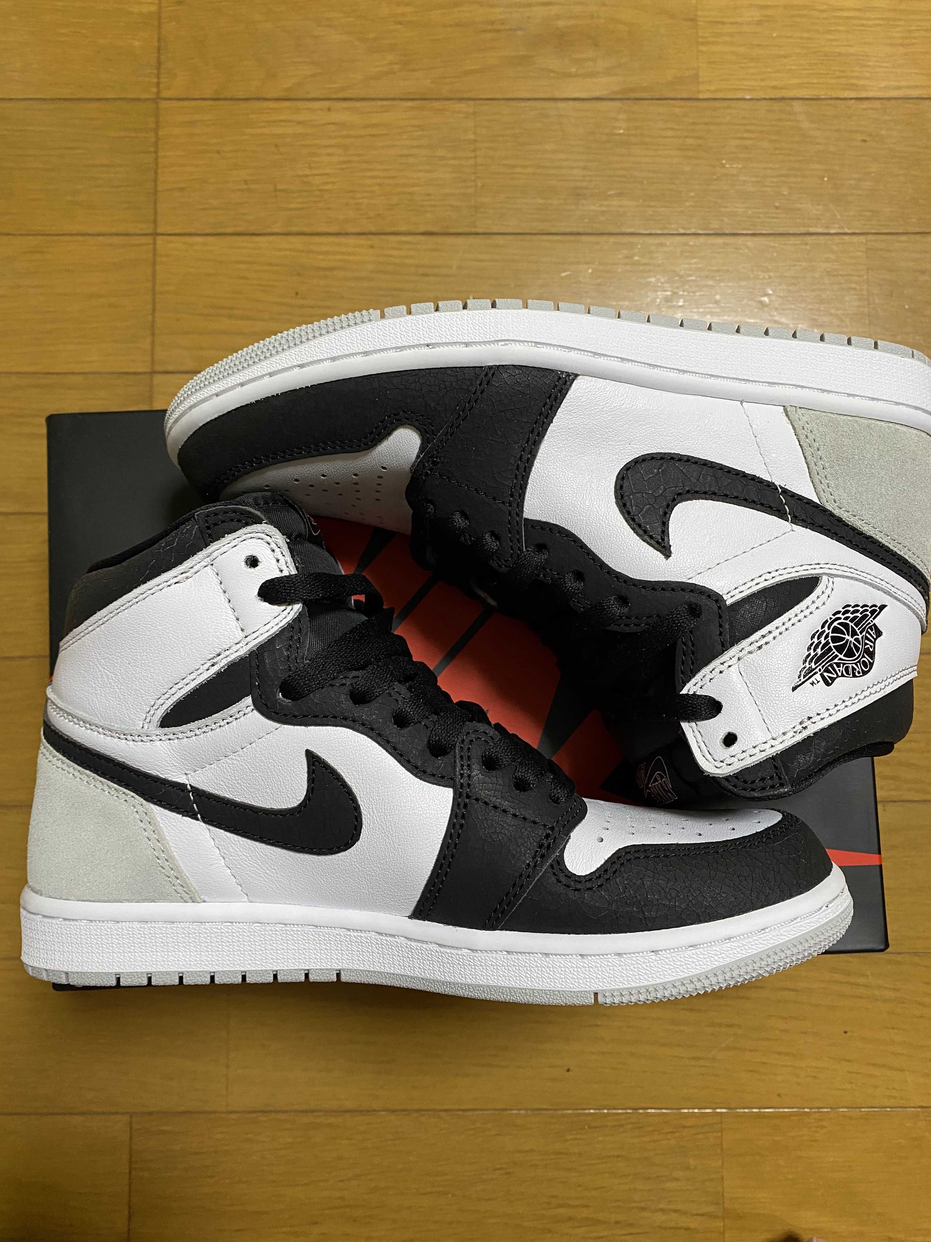 Nike Air Jordan 1 High OG "Bleached Coral"