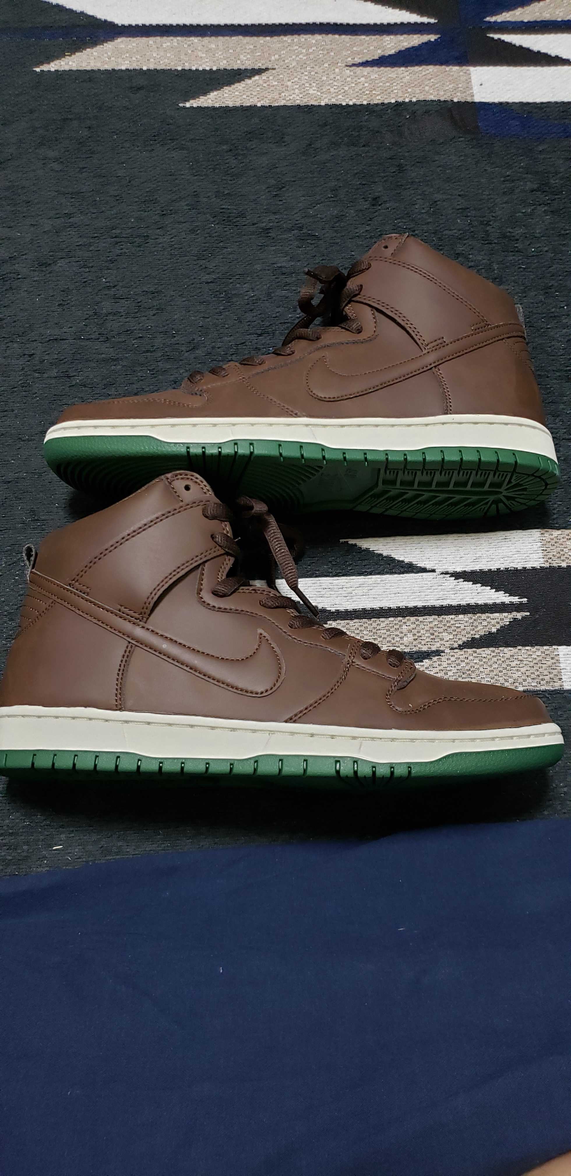 Nike SB Dunk High "Baroque Brown"
