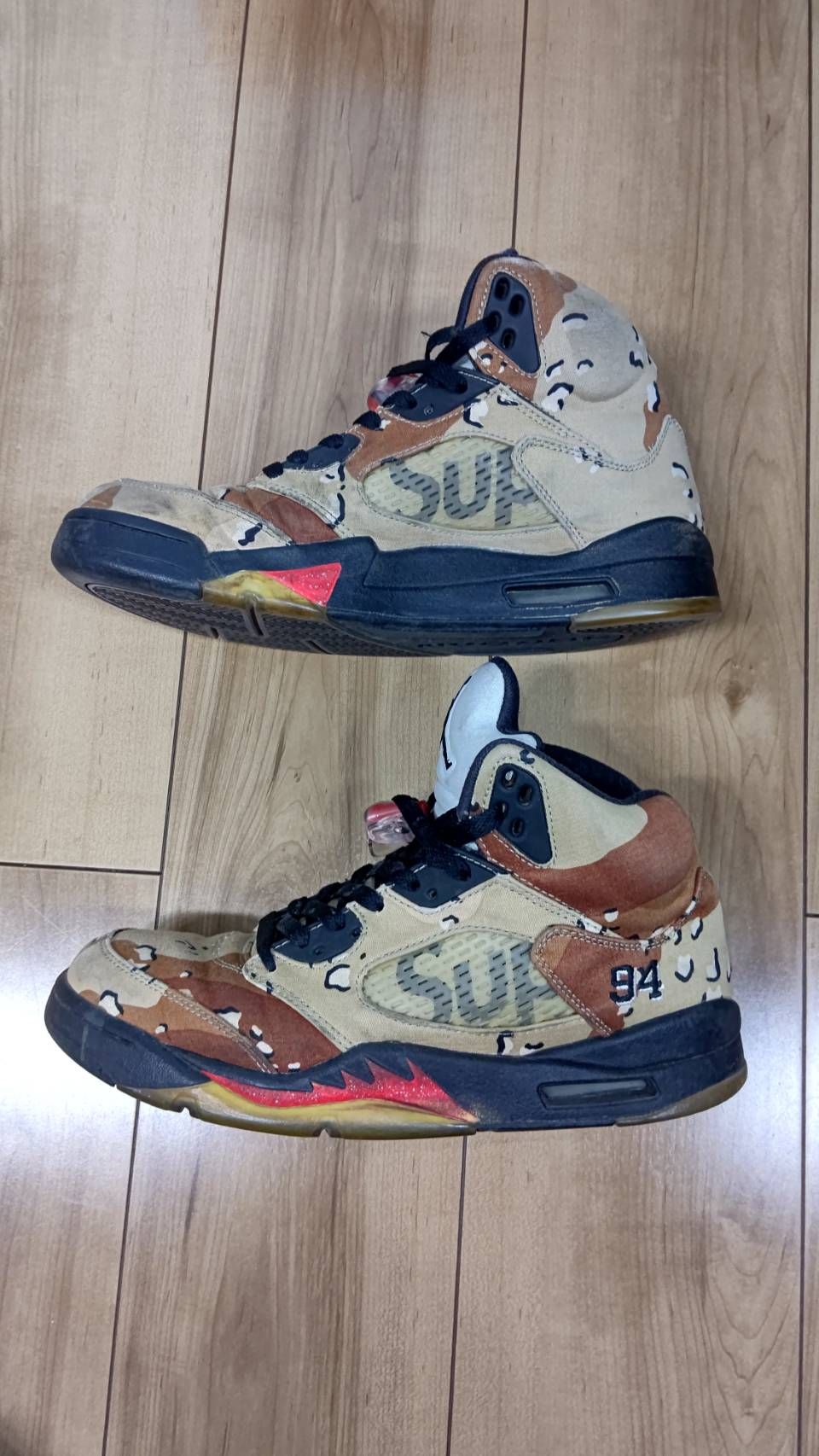 Supreme × Nike Air Jordan 5 Retro "Desert Camo"