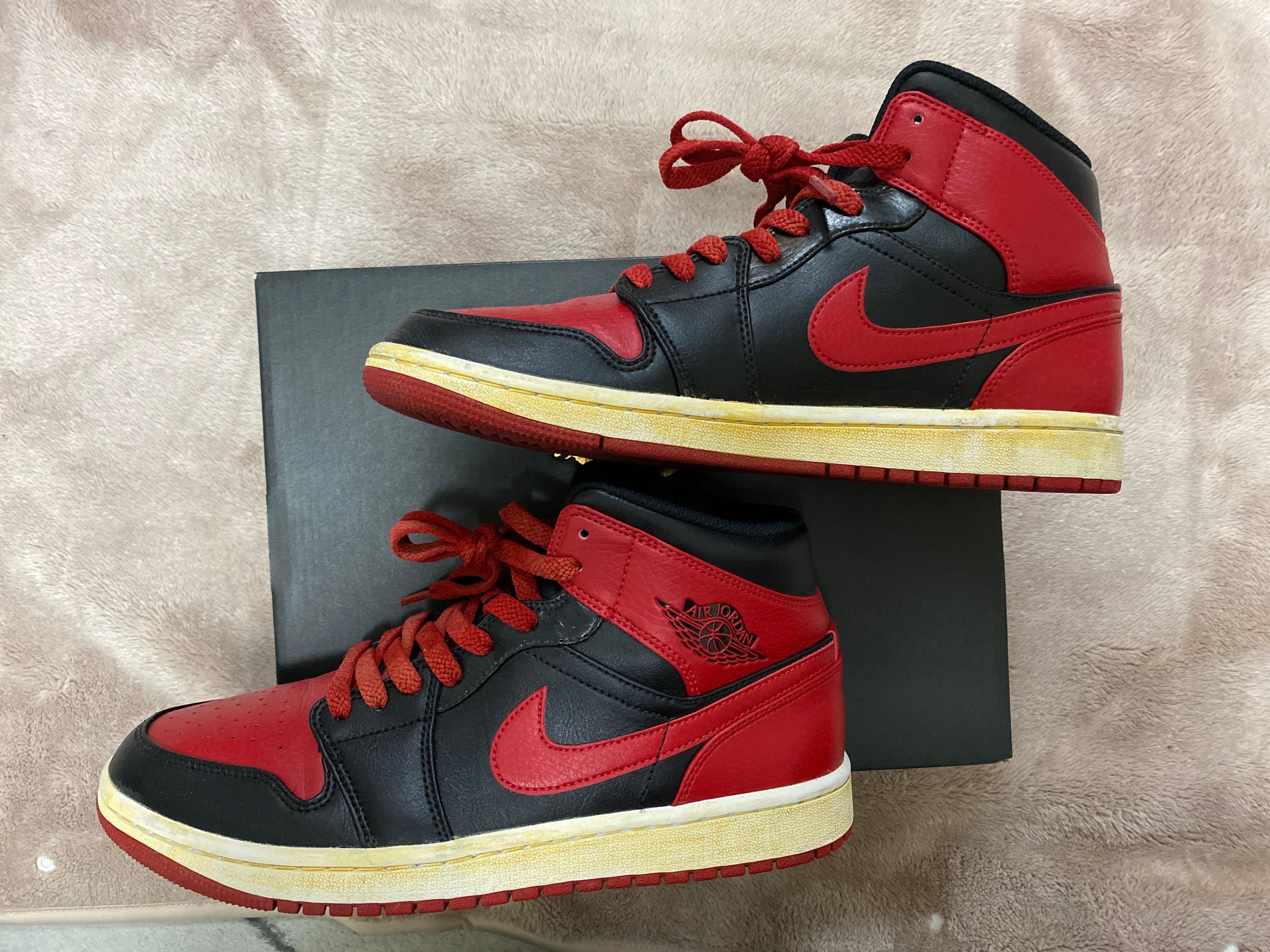 Nike Air Jordan 1 Mid "Bred"