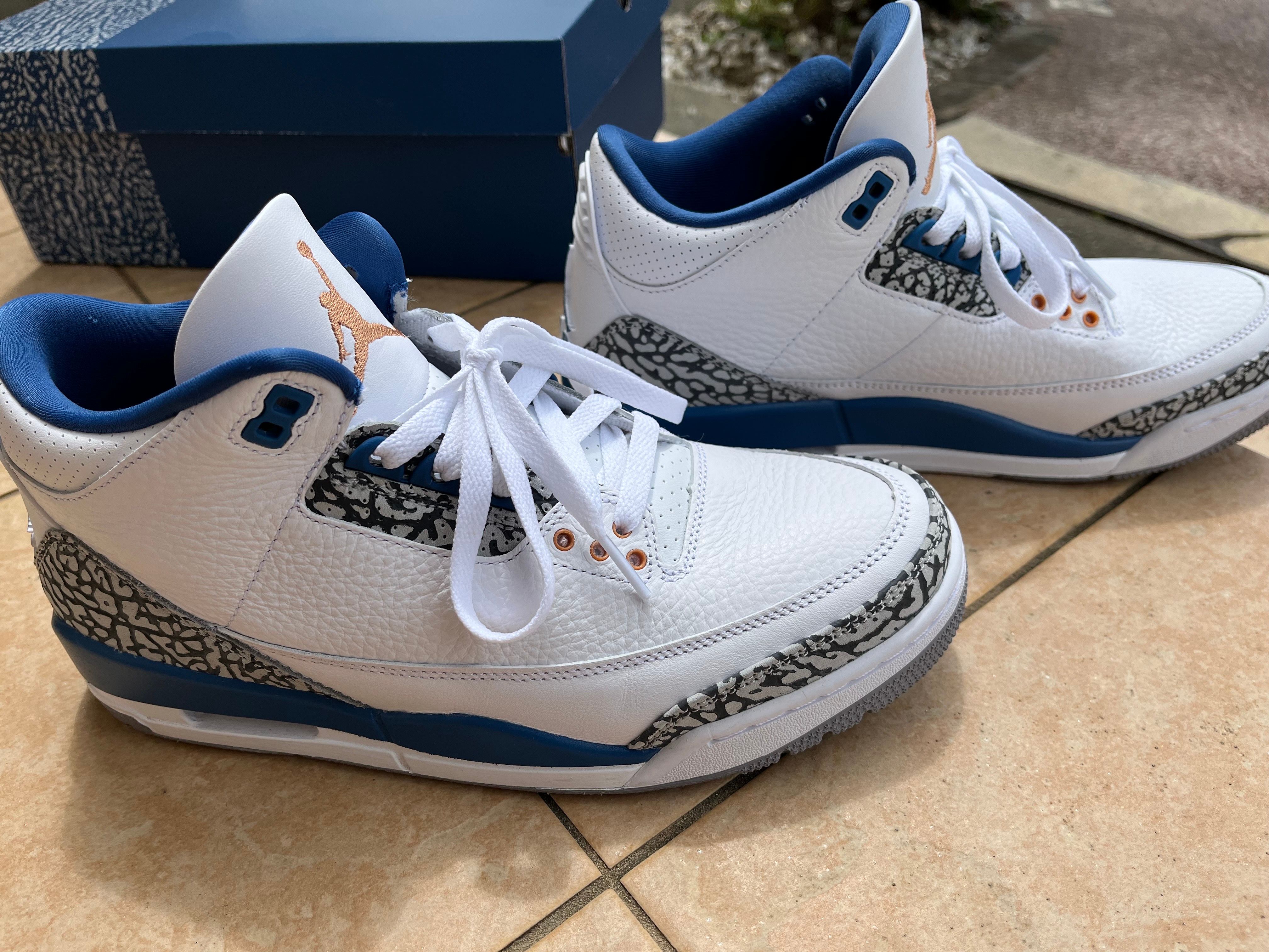 Nike Air Jordan 3 Retro "True Blue and Copper"
