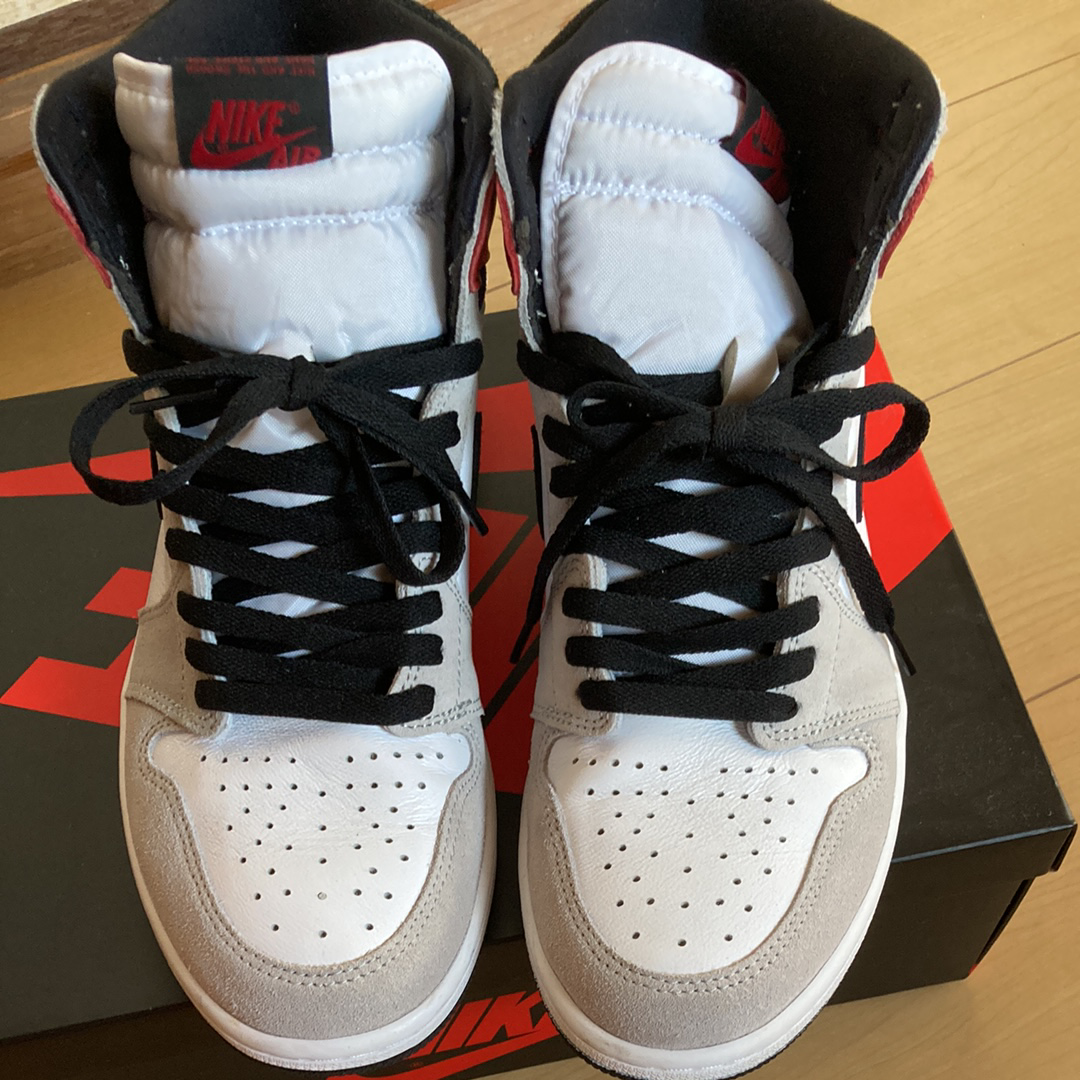 Nike Air Jordan 1 High OG "White/Black/Light Smoke Grey"