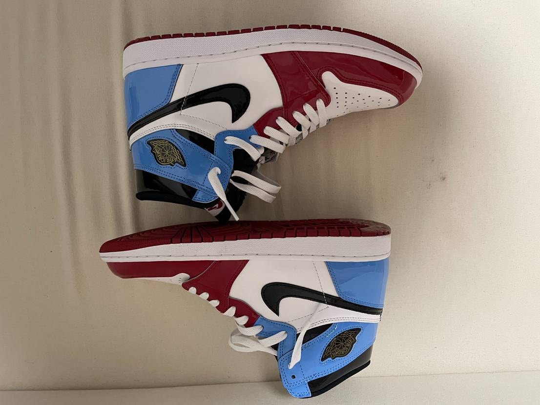 Nike Air Jordan 1 High OG "Fearless"