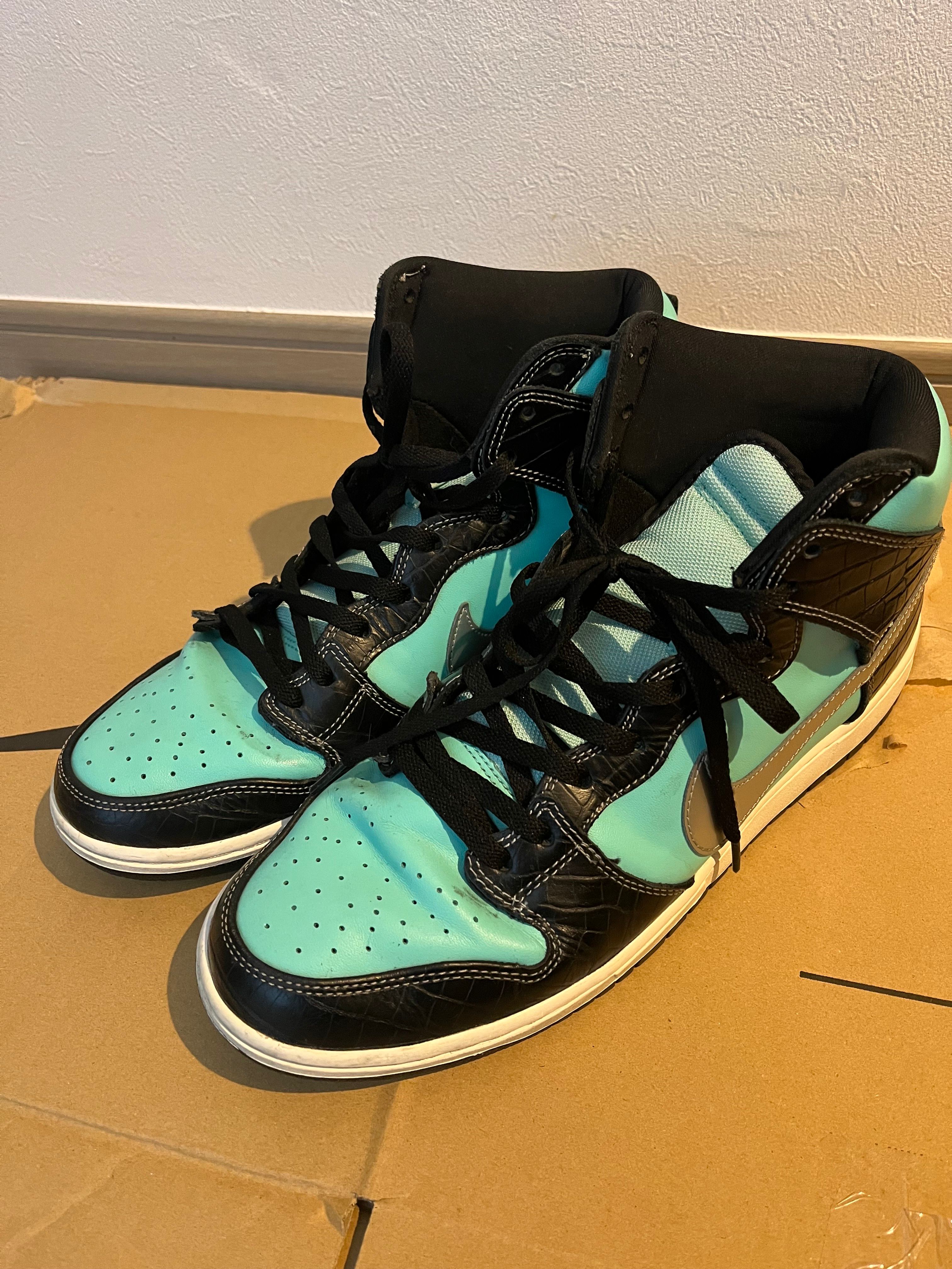 Diamond Supply × Nike SB Dunk High "Tiffany"