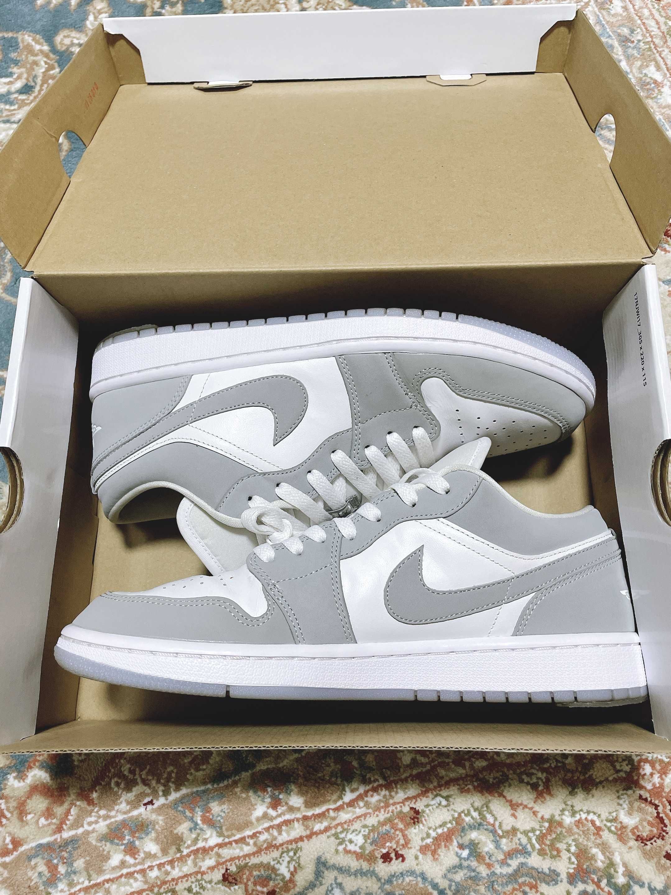 Nike Women's Air Jordan 1 Low "Wolf Grey"
