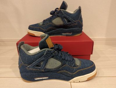 Nike × Levi's Air Jordan 4 "Denim"(タグ:LEVIS®)