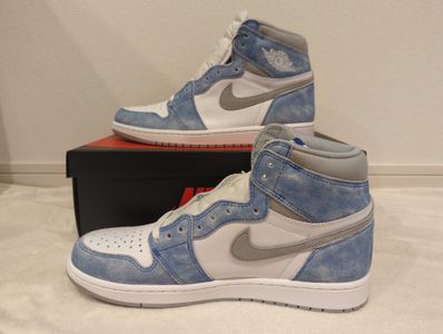 Nike Air Jordan 1 High OG "Hyper Royal"