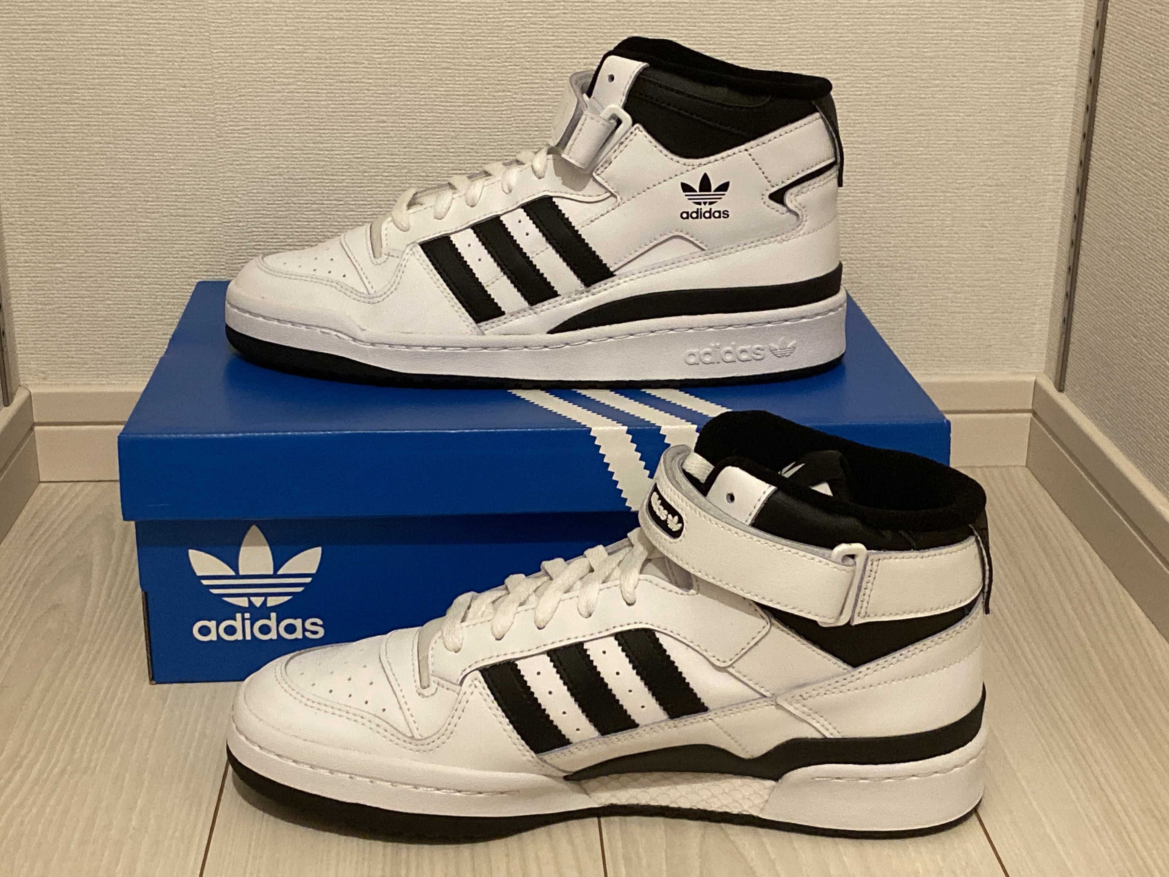 adidas Forum Mid "White Black"