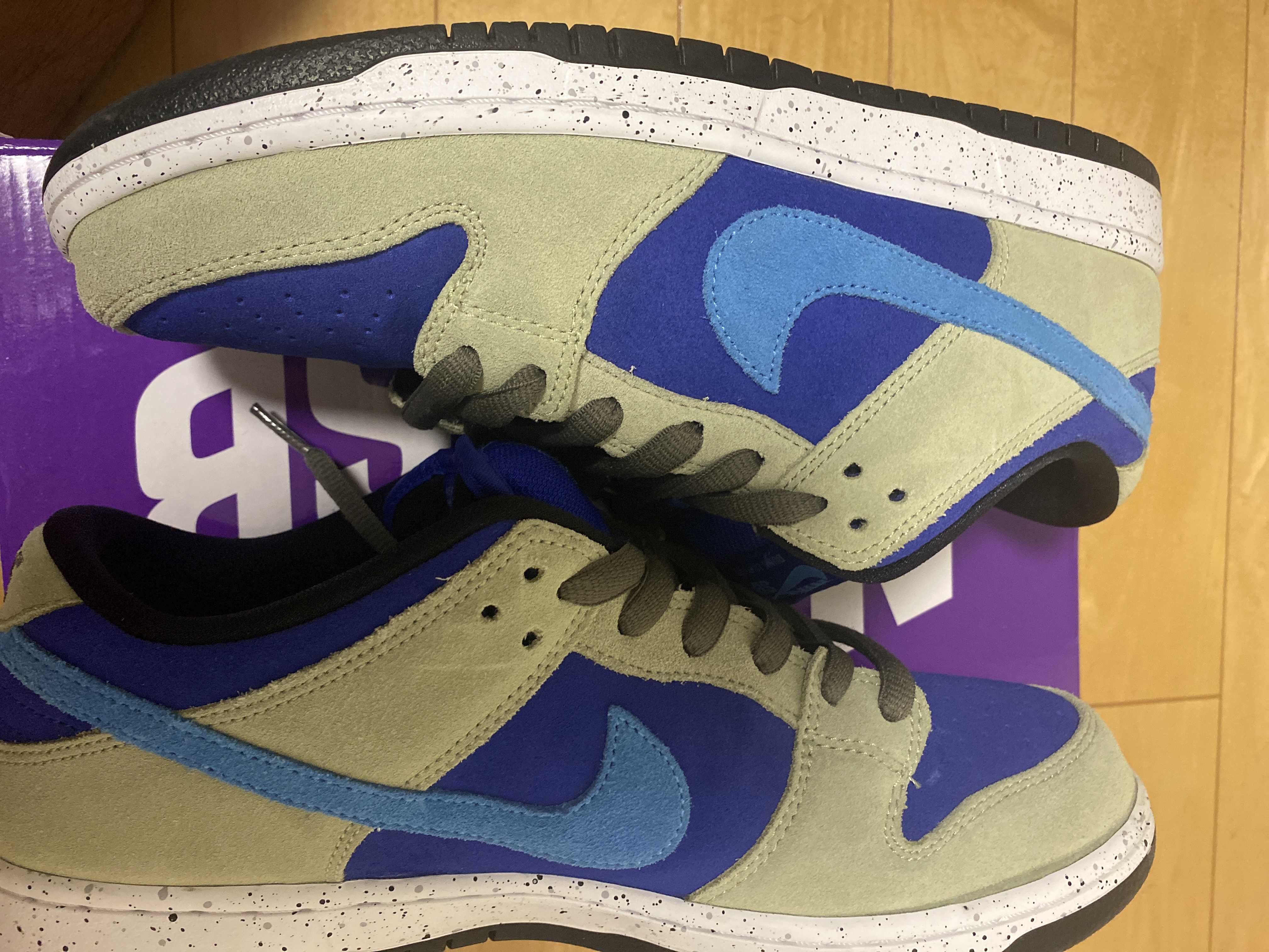 Nike SB Dunk Low "Celadon"