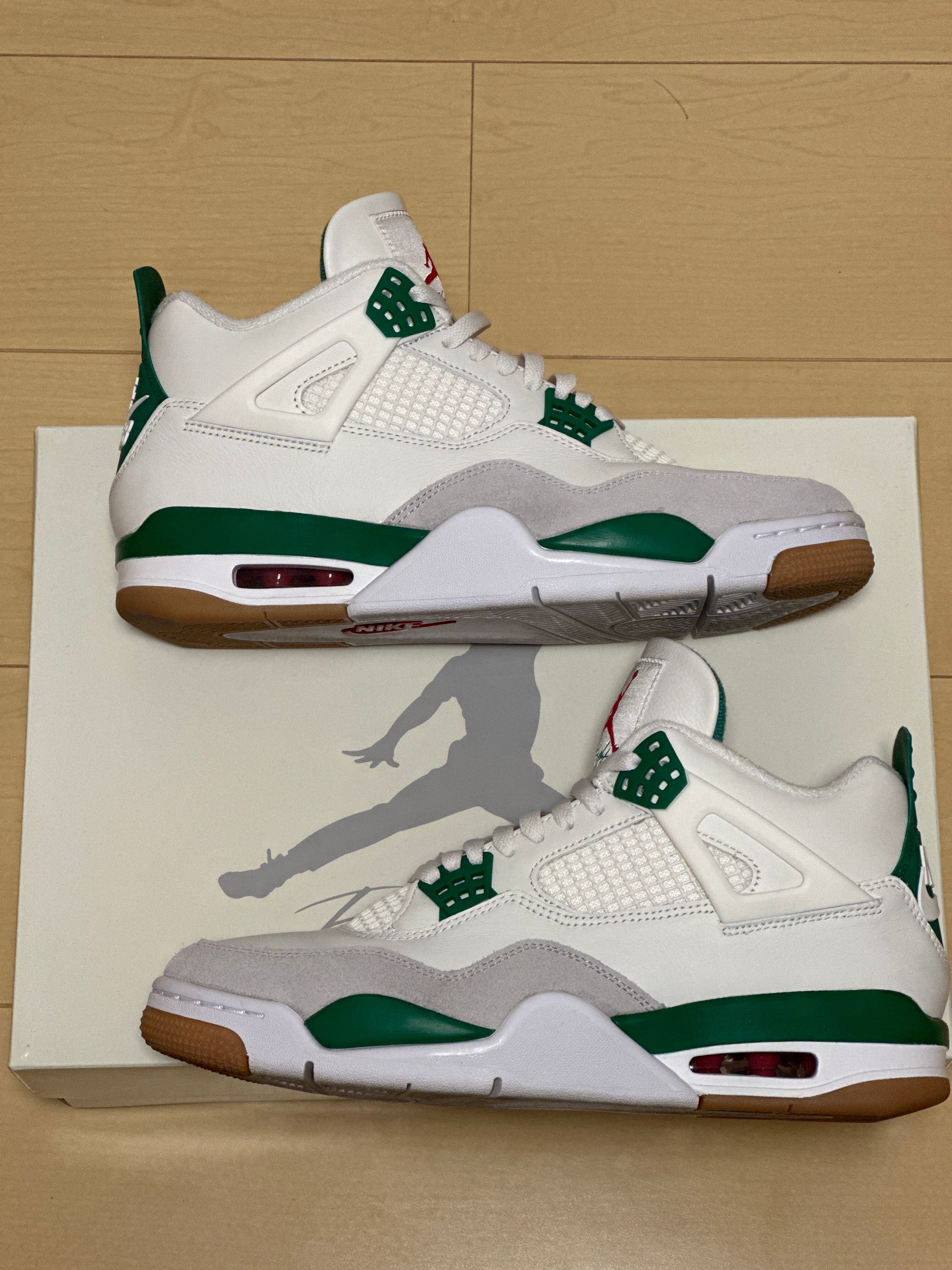 Nike SB × Air Jordan 4 Retro SP "Pine Green"