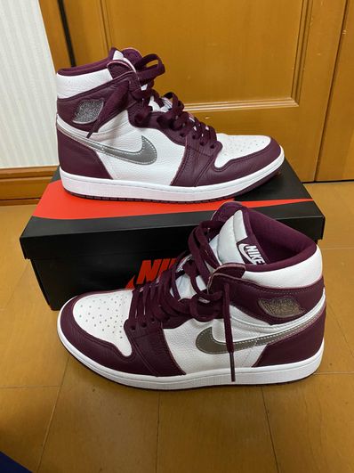 Nike Air Jordan 1 High OG "Bordeaux"