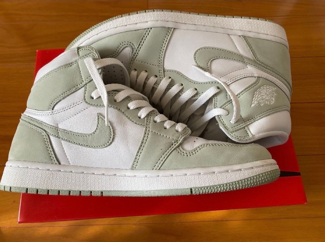 Nike Women's Air Jordan 1 High OG "Seafoam"