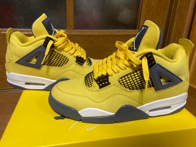 Nike Air Jordan 4 "Tour Yellow"
