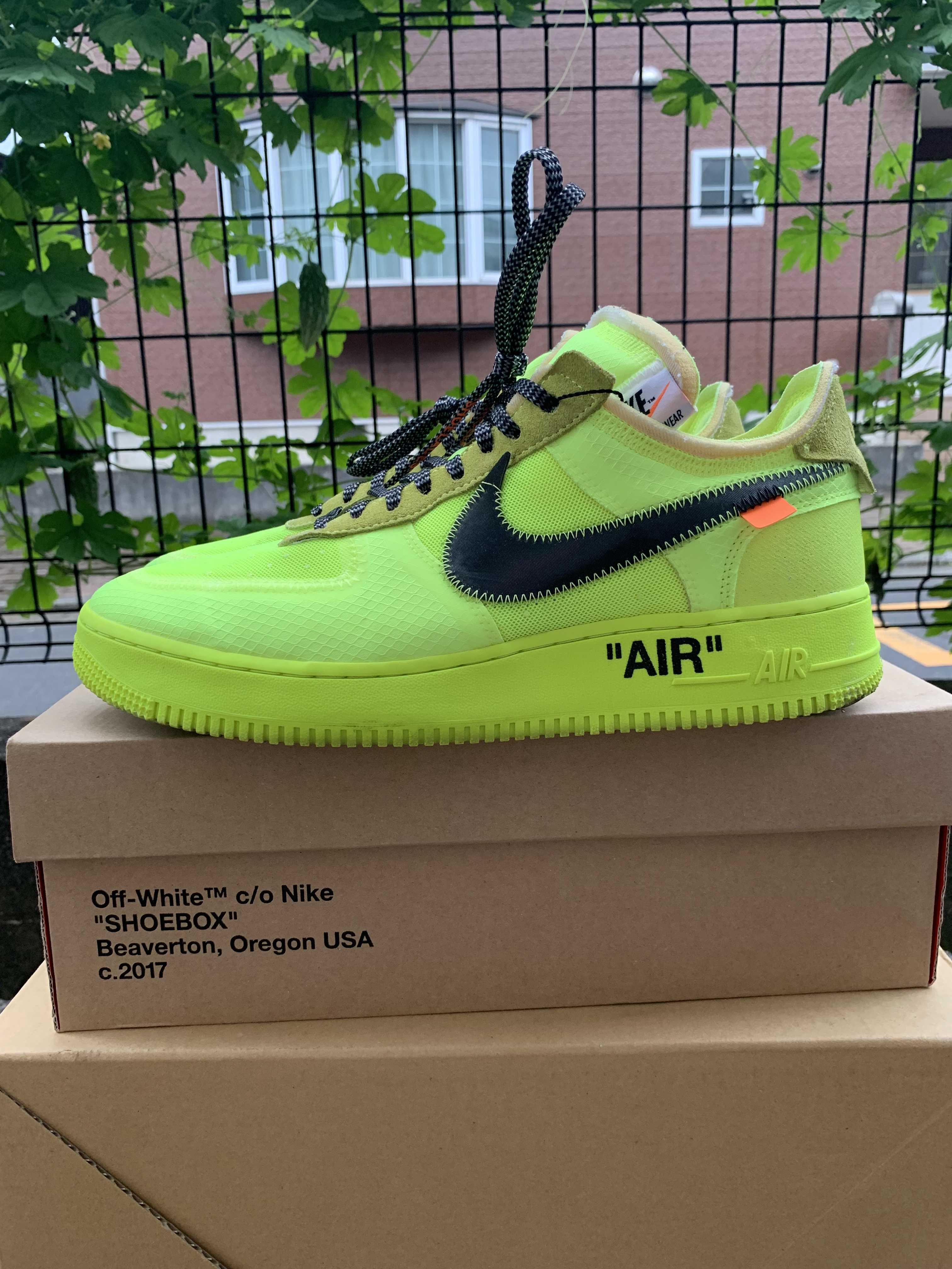 Off-White × Nike Air Force 1 Low "Volt"