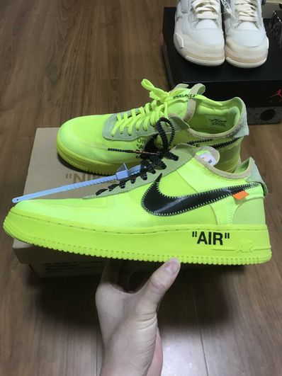 Off-White × Nike Air Force 1 Low "Volt"