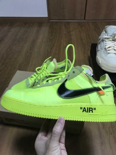 Off-White × Nike Air Force 1 Low "Volt"