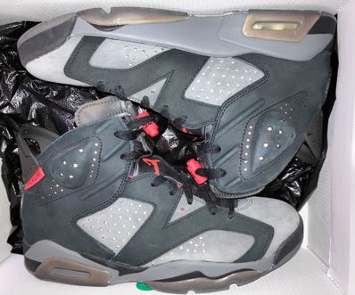 NIKE × PARIS SAINT GERMAIN AIR JORDAN 6 RETRO INFRARED