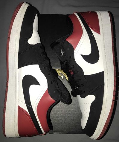 Nike Air Jordan 1 Low "Black Toe"