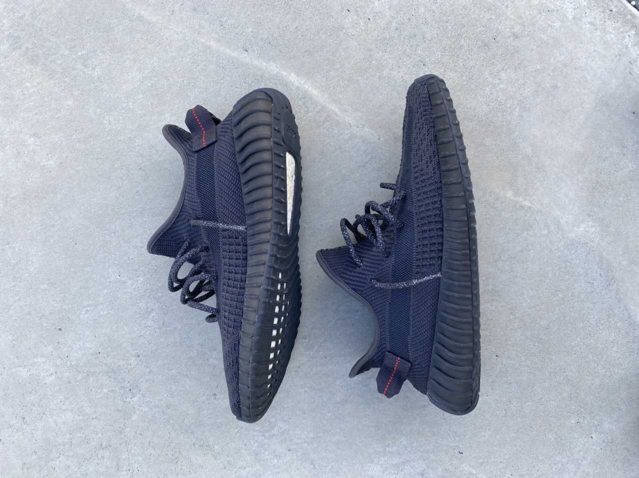 adidas YEEZY Boost 350 V2 "Black"