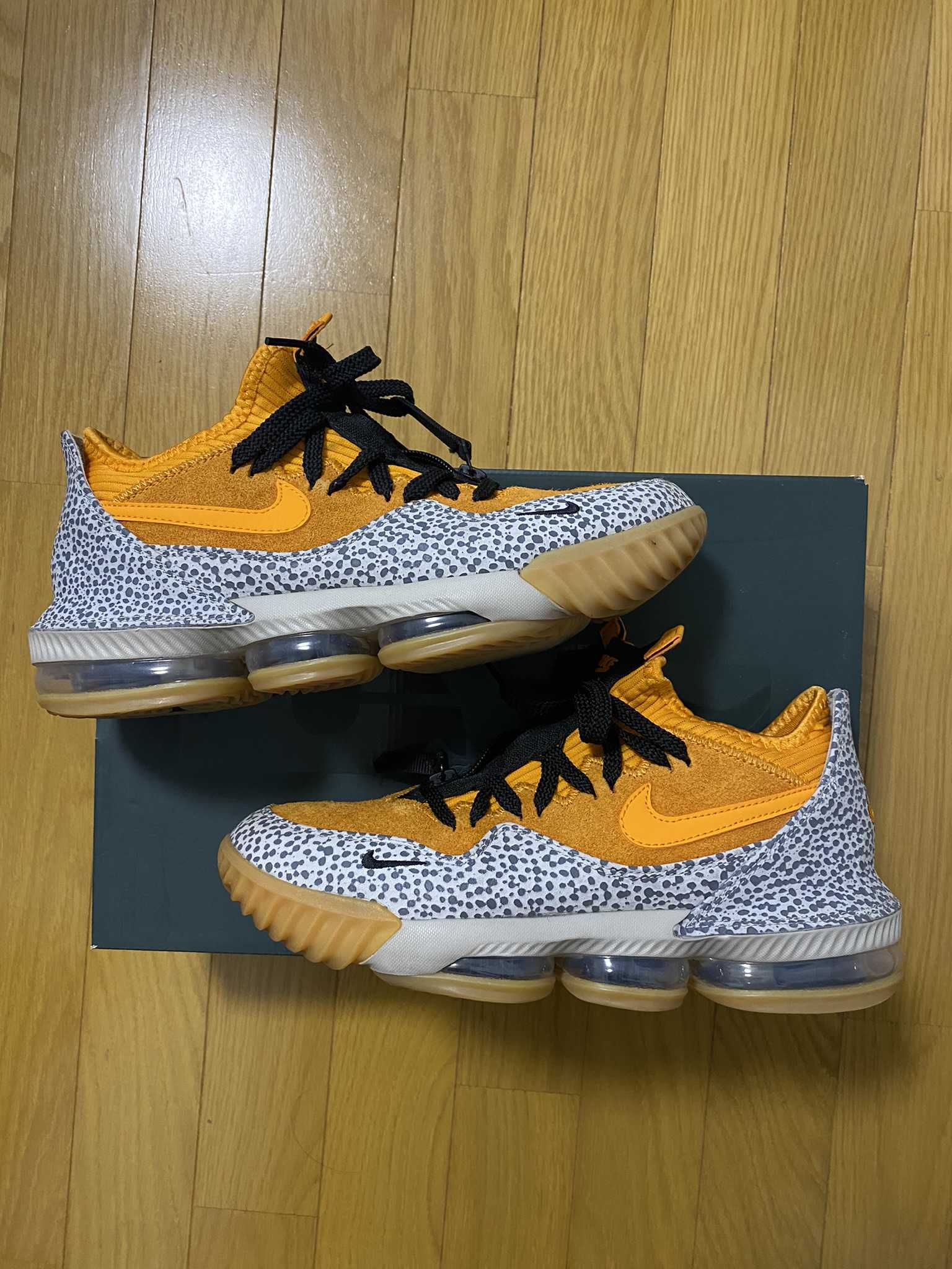 atmos × Nike LeBron 16 Low "Safari" (CD9471-800/CI3358-800)