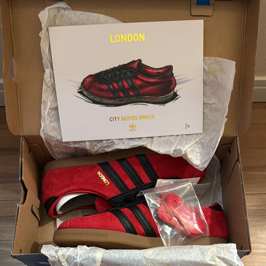 サイズ? × アディダス ロンドン "シティシリーズ"