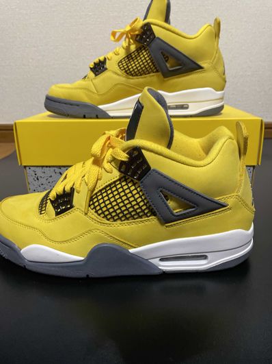Nike Air Jordan 4 "Tour Yellow"