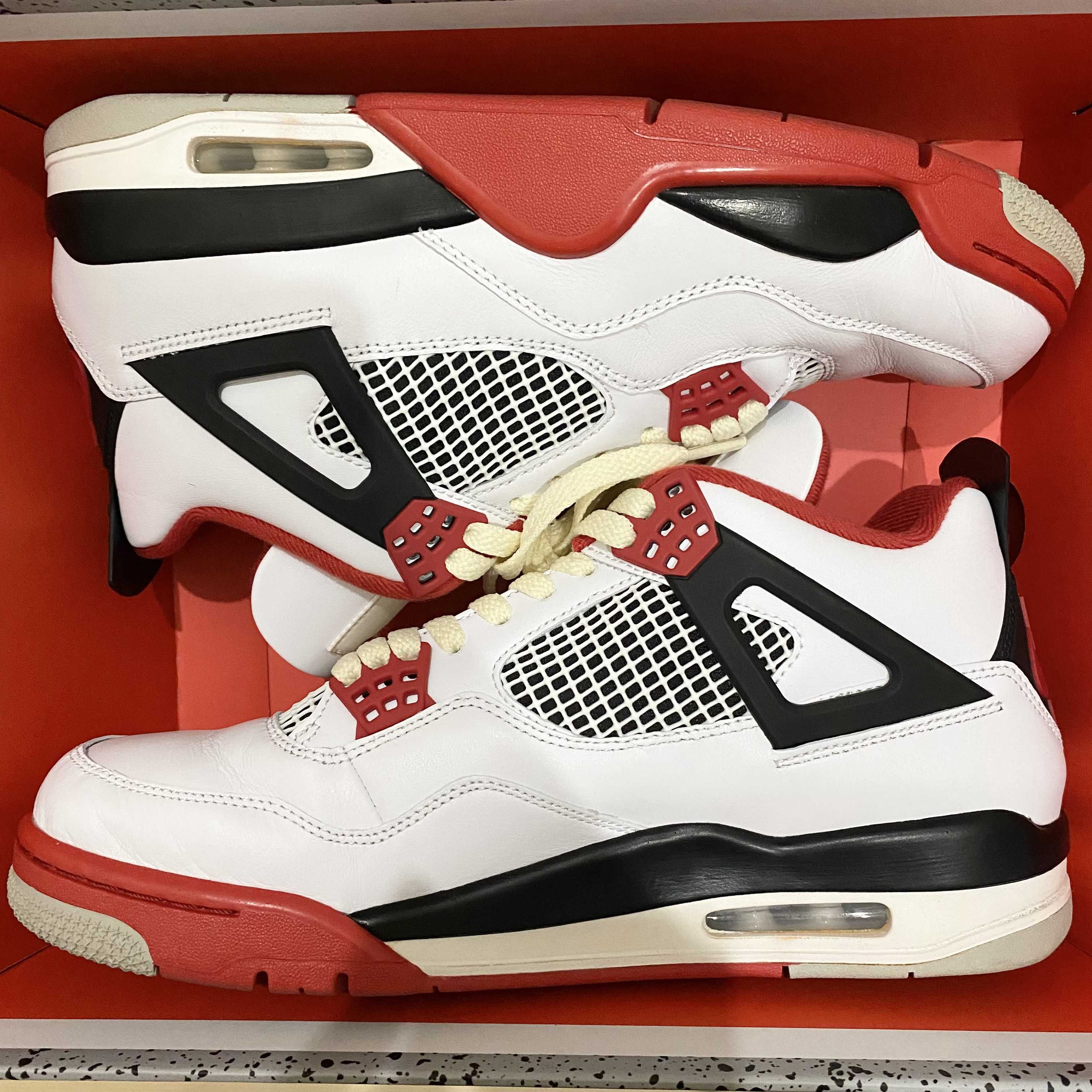 Nike Air Jordan 4 Retro OG "Fire Red" (2020)