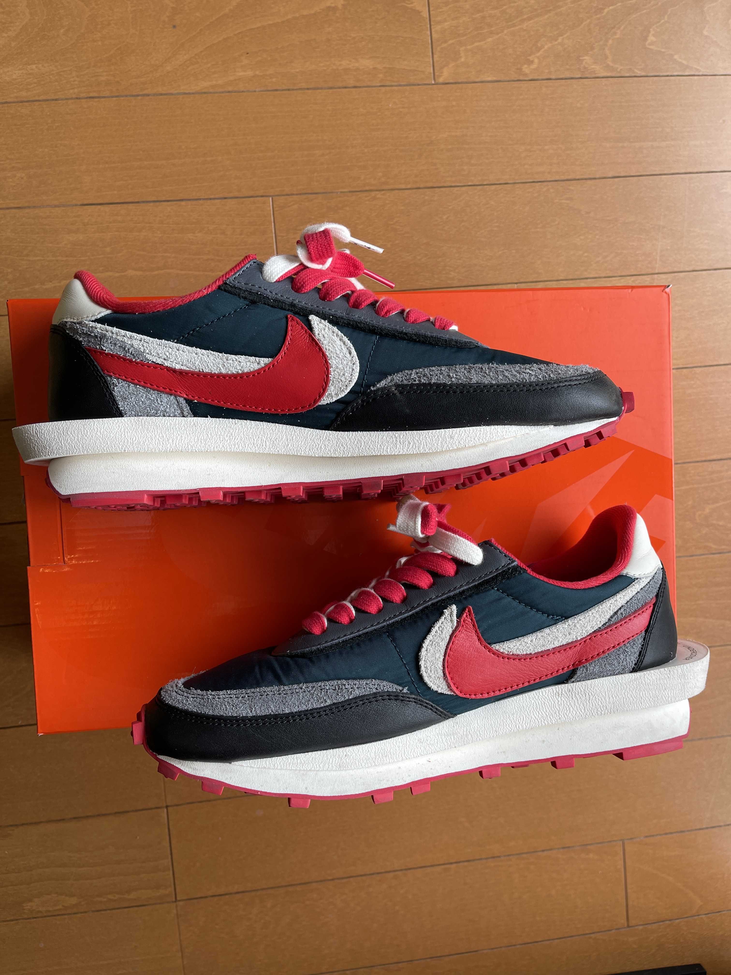 UNDERCOVER × sacai × Nike LD Waffle "Midnight Spruce/Pale Ivory-Dark Grey-University Red"