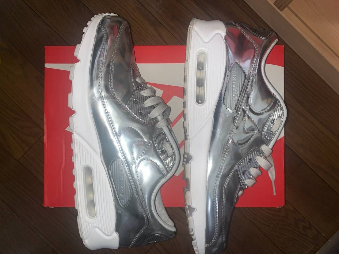 Nike Women's Air Max 90 "Metallic Chrome"