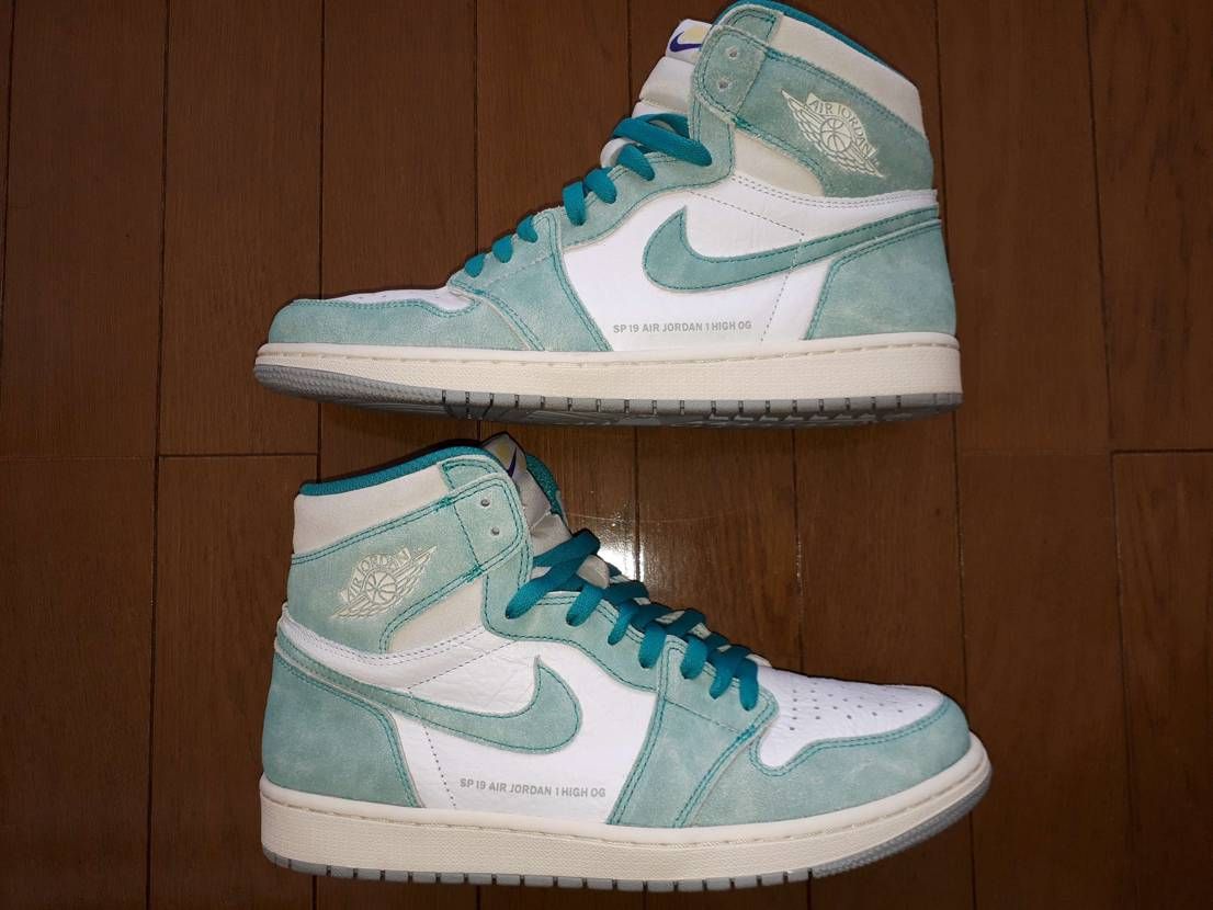 Nike Air Jordan 1 Retro High OG "Turbo Green"