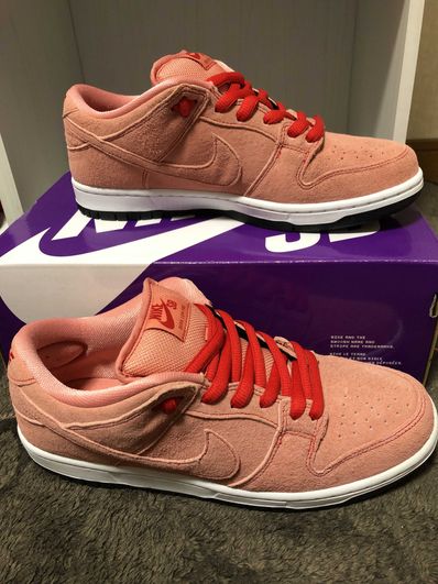 Nike SB Dunk Low "Pink Pig"