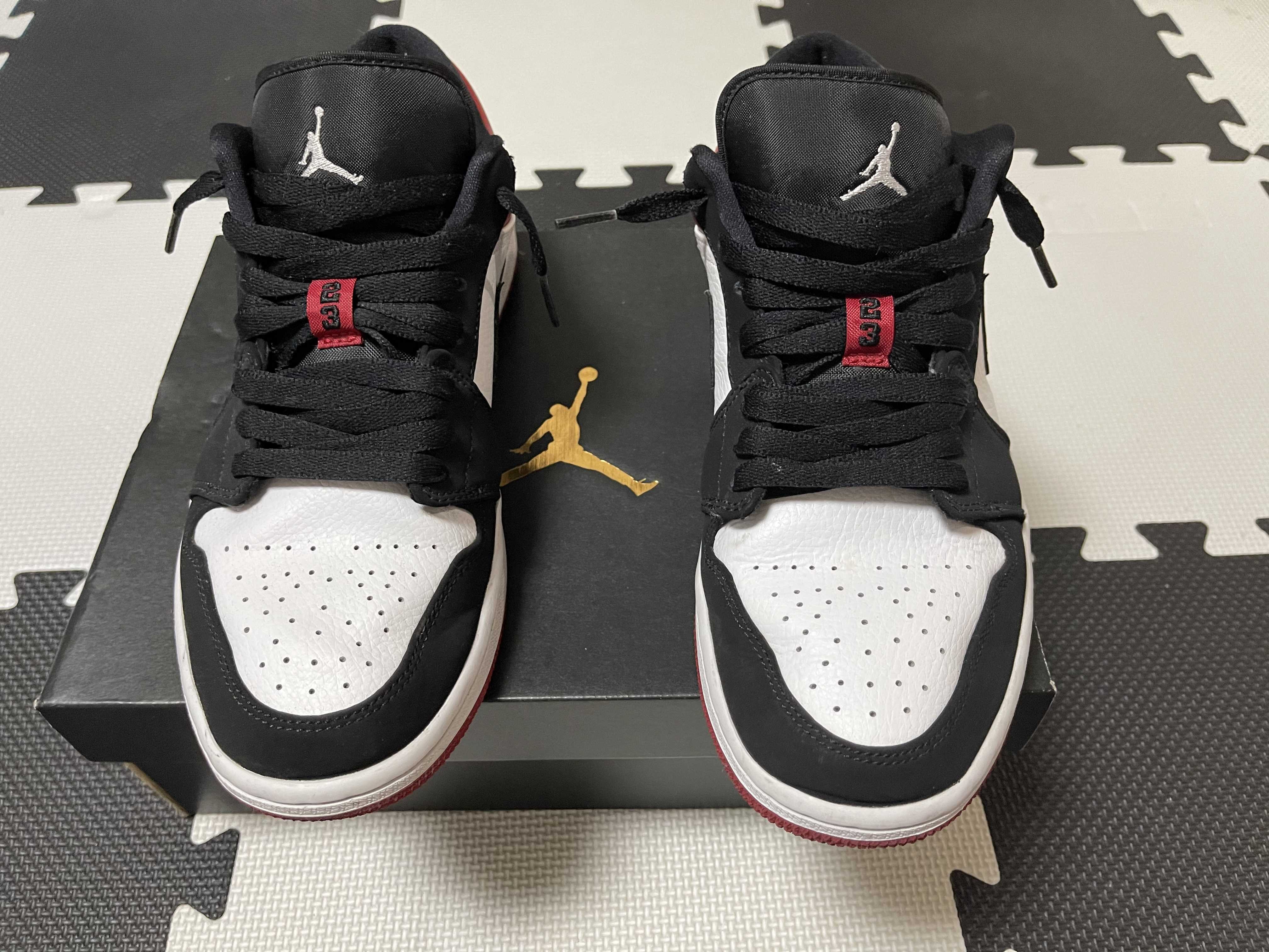 Nike Air Jordan 1 Low "Black Toe"