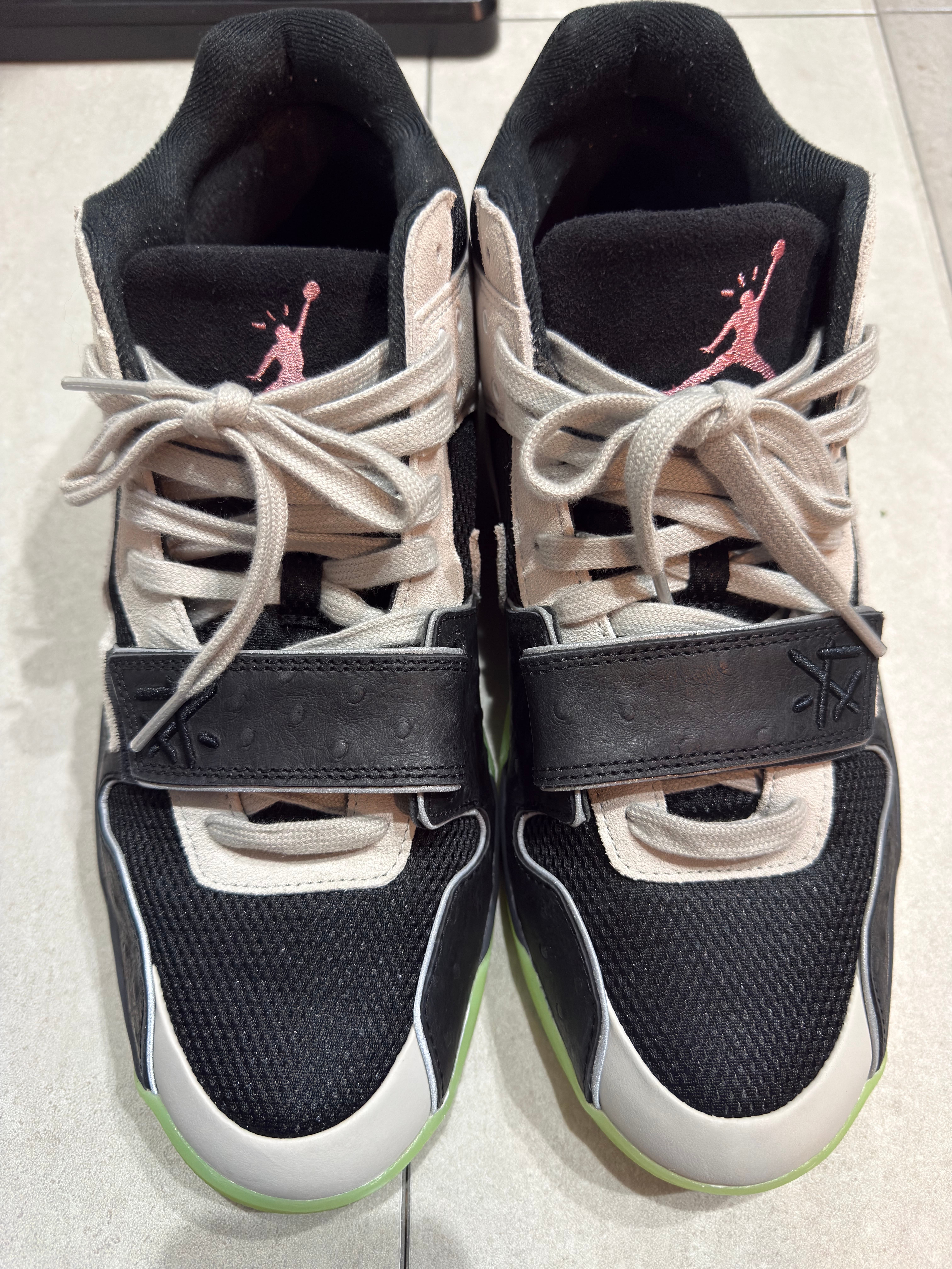 トラヴィススコット × チェイスB × ナイキ ジャンプマンジャック TR CJ1 T-Rexx "ナイトシルバー"