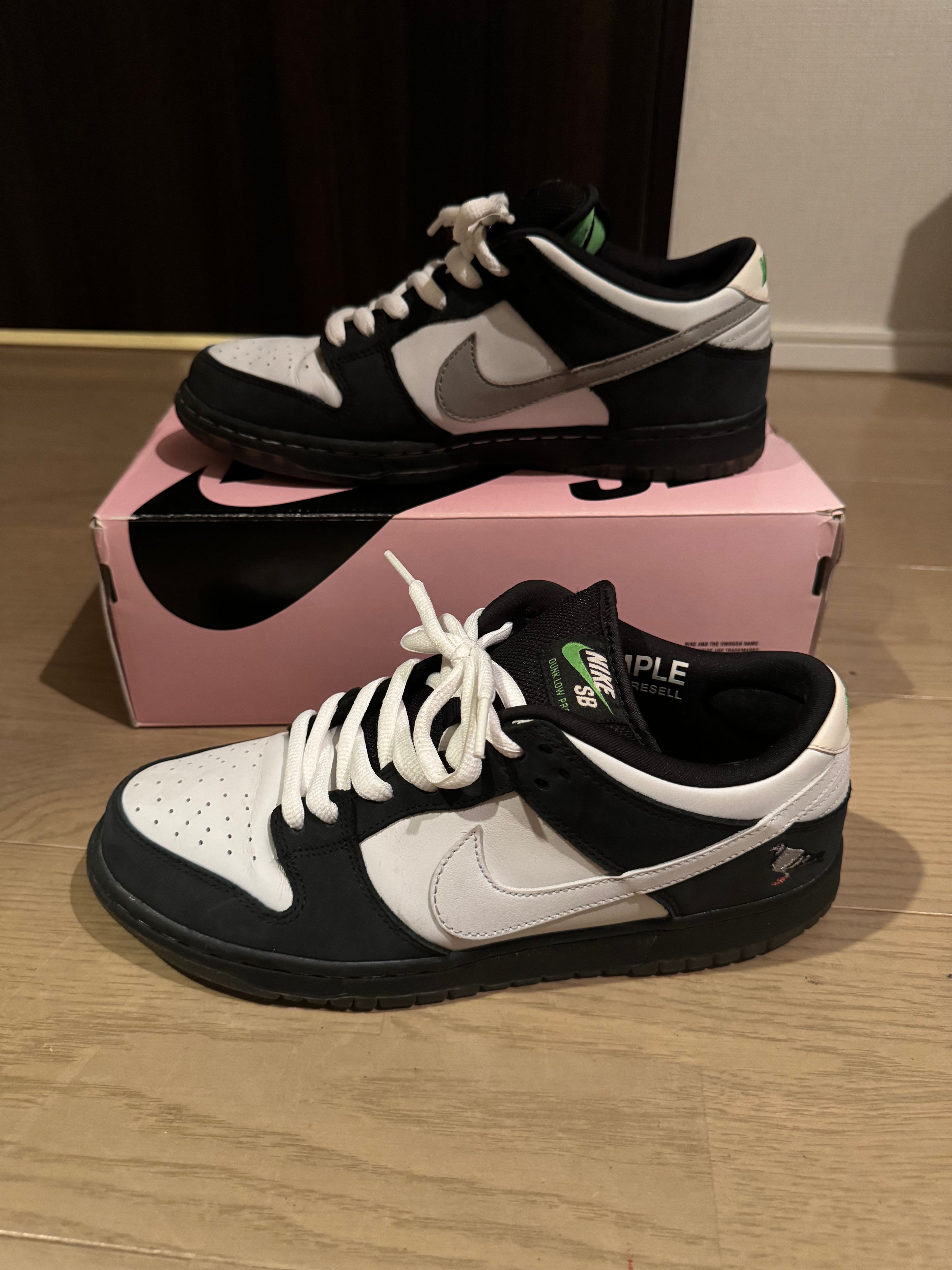 STAPLE × Nike SB Dunk Low "Pigeon Black/White"