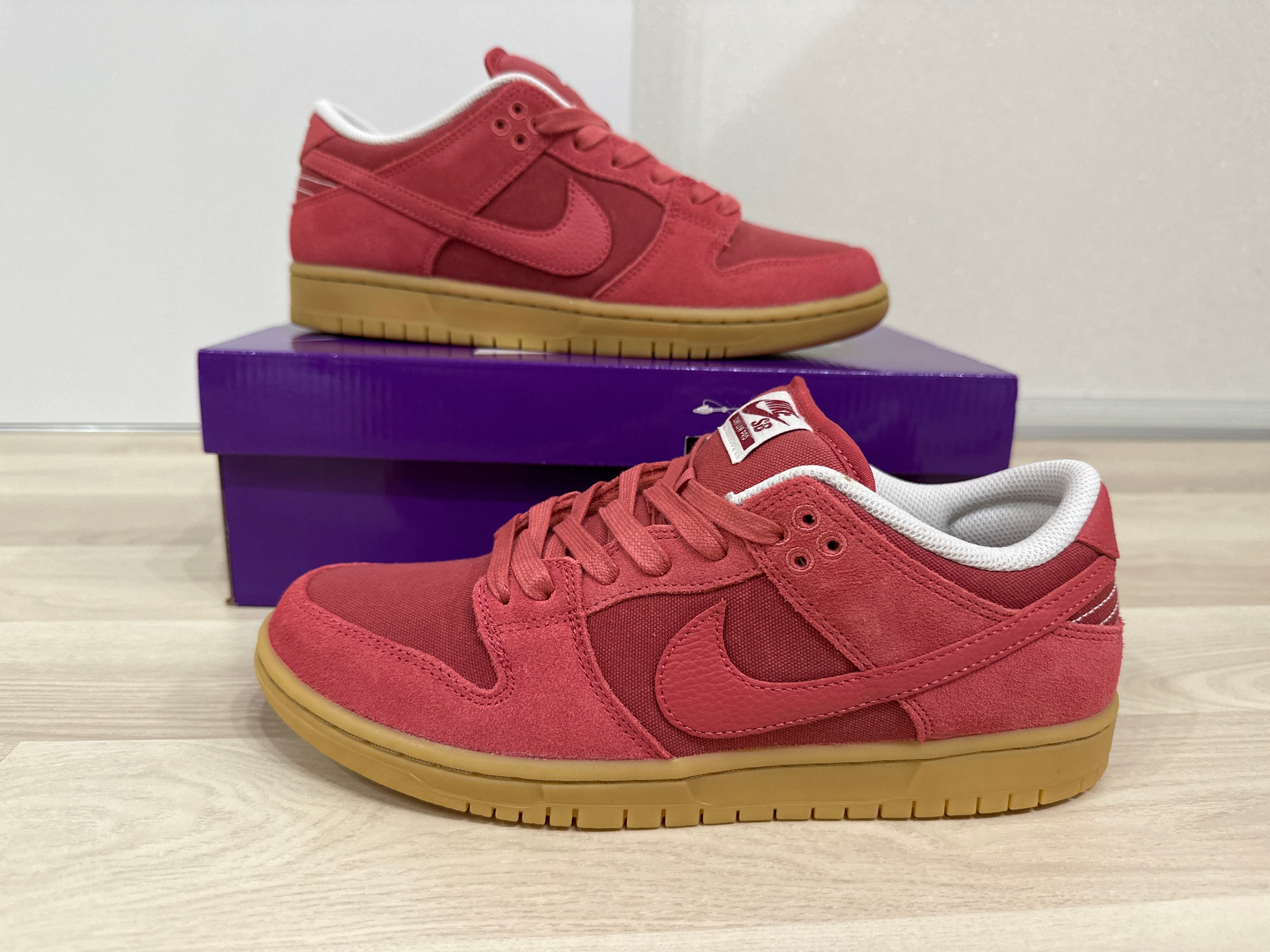 Nike SB Dunk Low "Adobe"