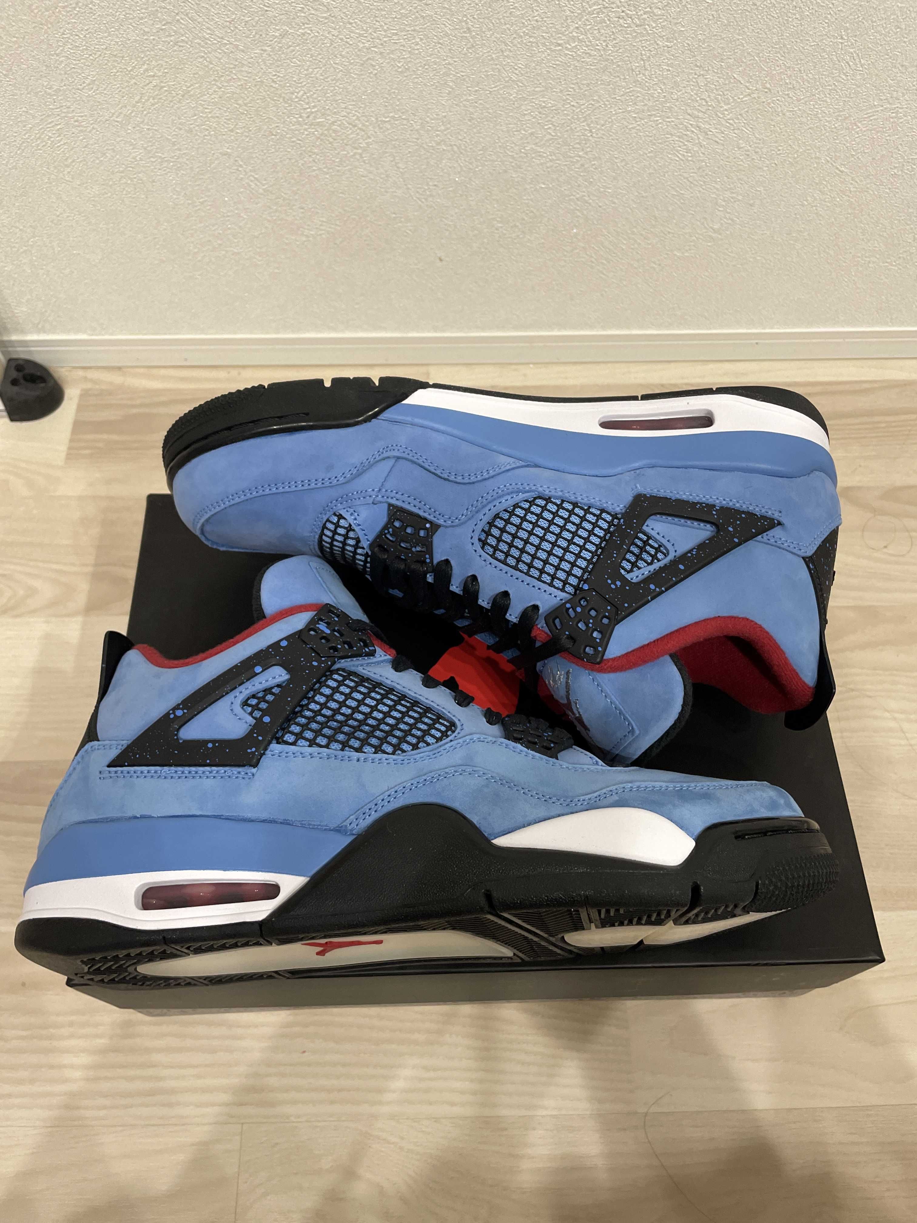 Travis Scott × Nike Air Jordan 4 Retro Cactus Jack "University Blue"