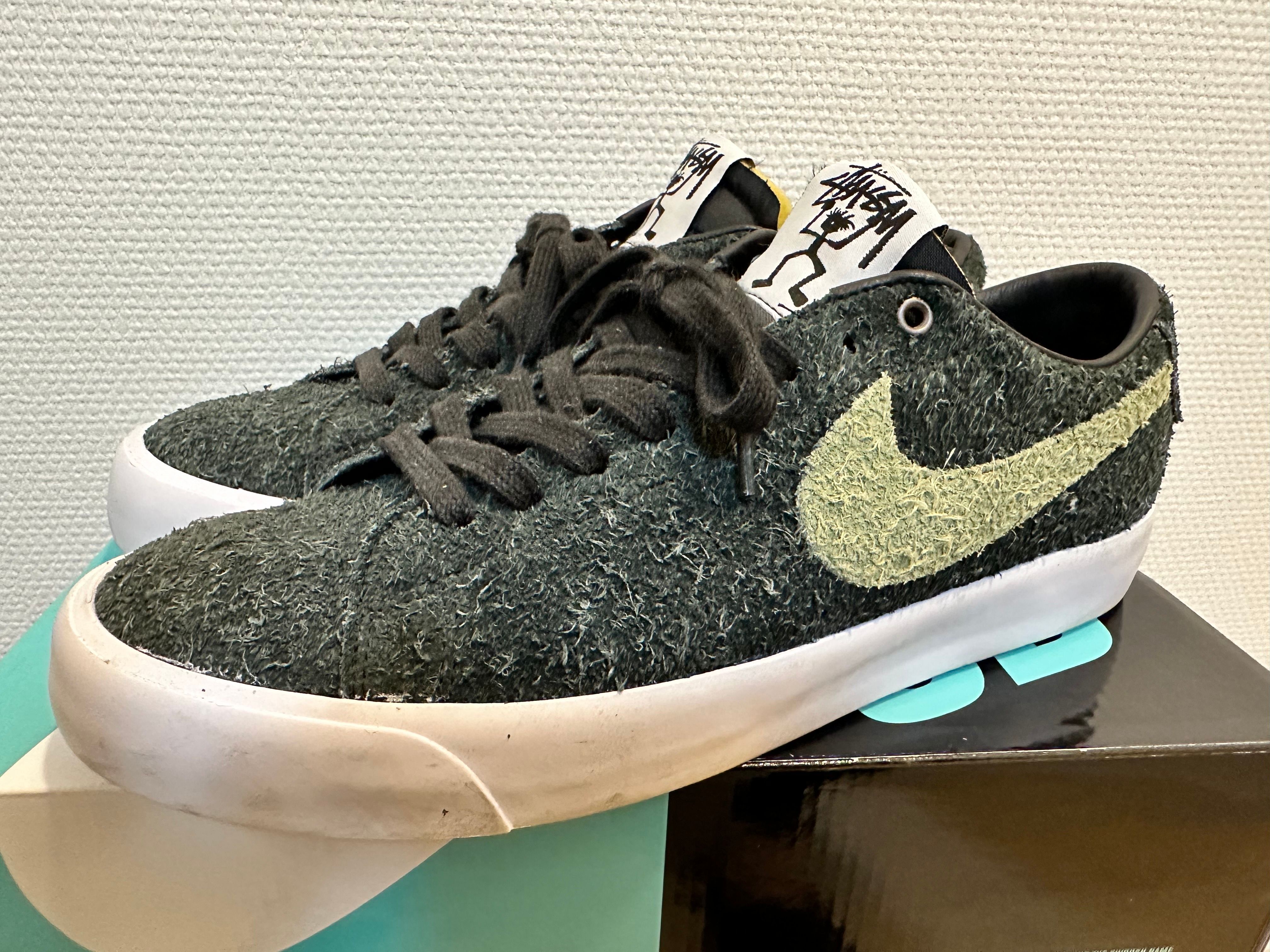Stussy × Nike SB Blazer Low "Black/Palm Green"