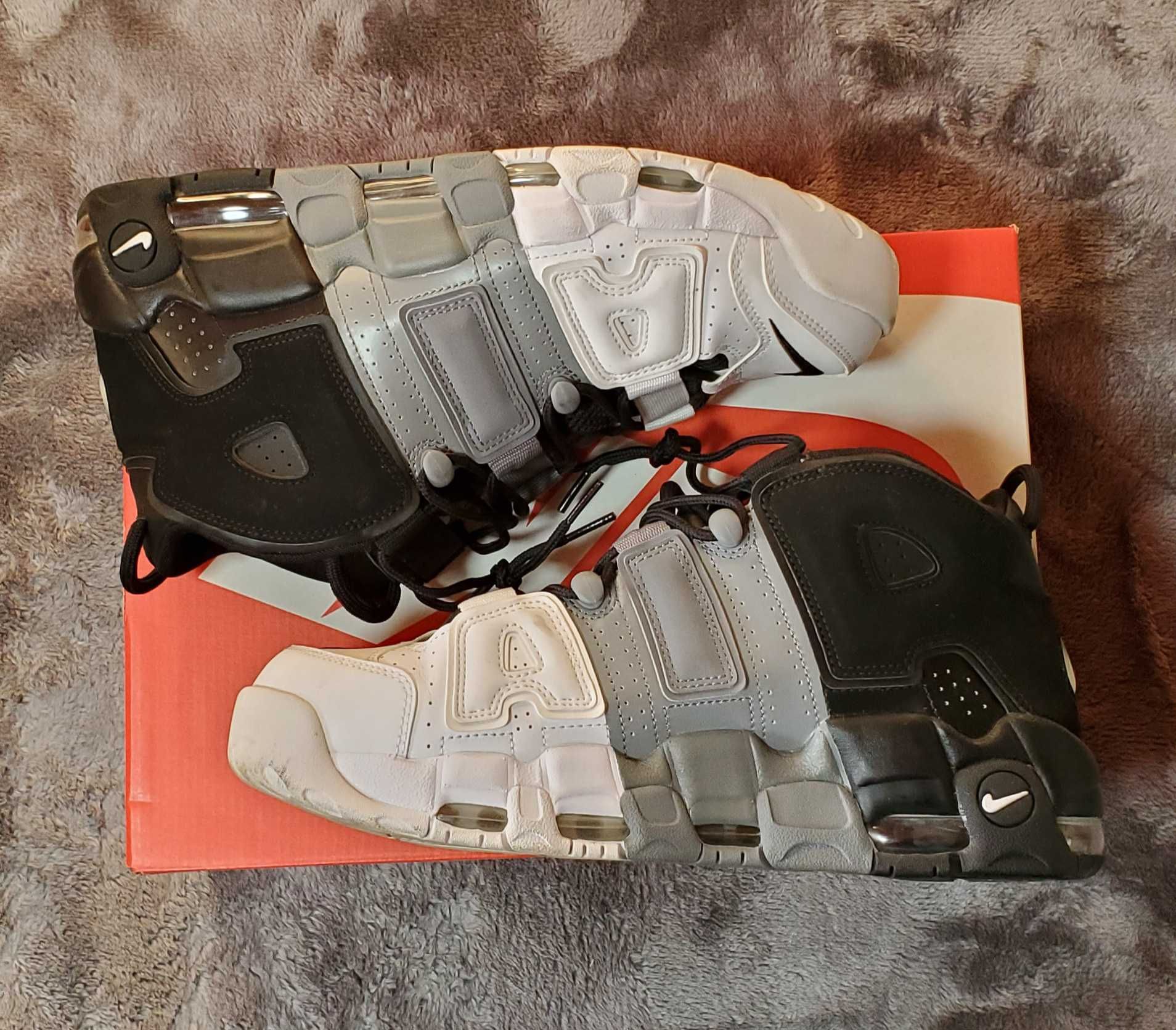 NIKE AIR MORE UPTEMPO "TRI-COLOR"