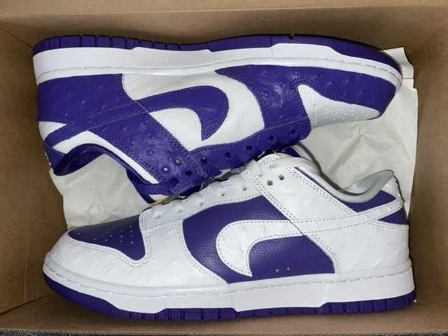 Nike Women's Dunk Low "Made You Look"