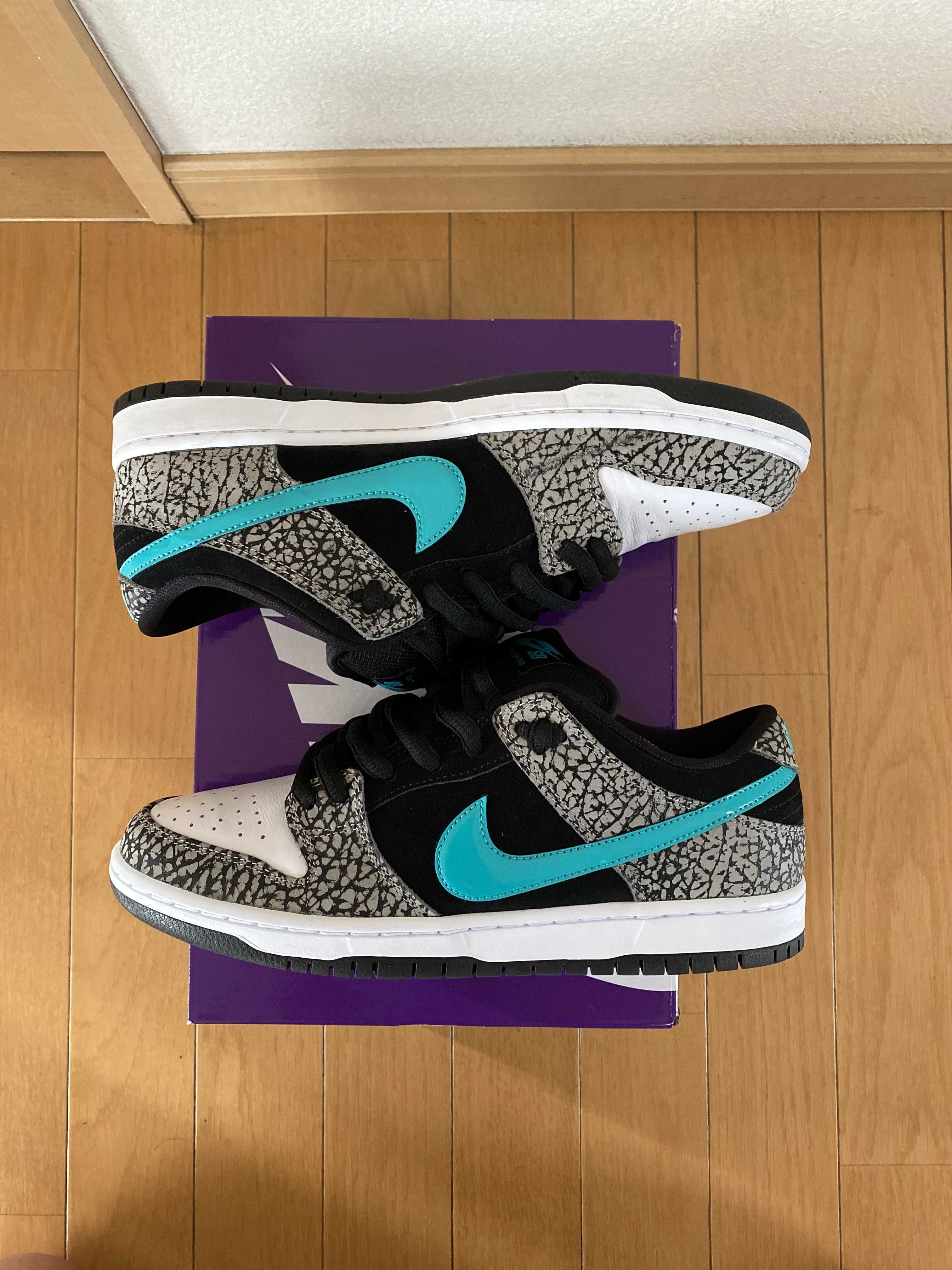 Nike SB Dunk Low "Elephant/Safari"