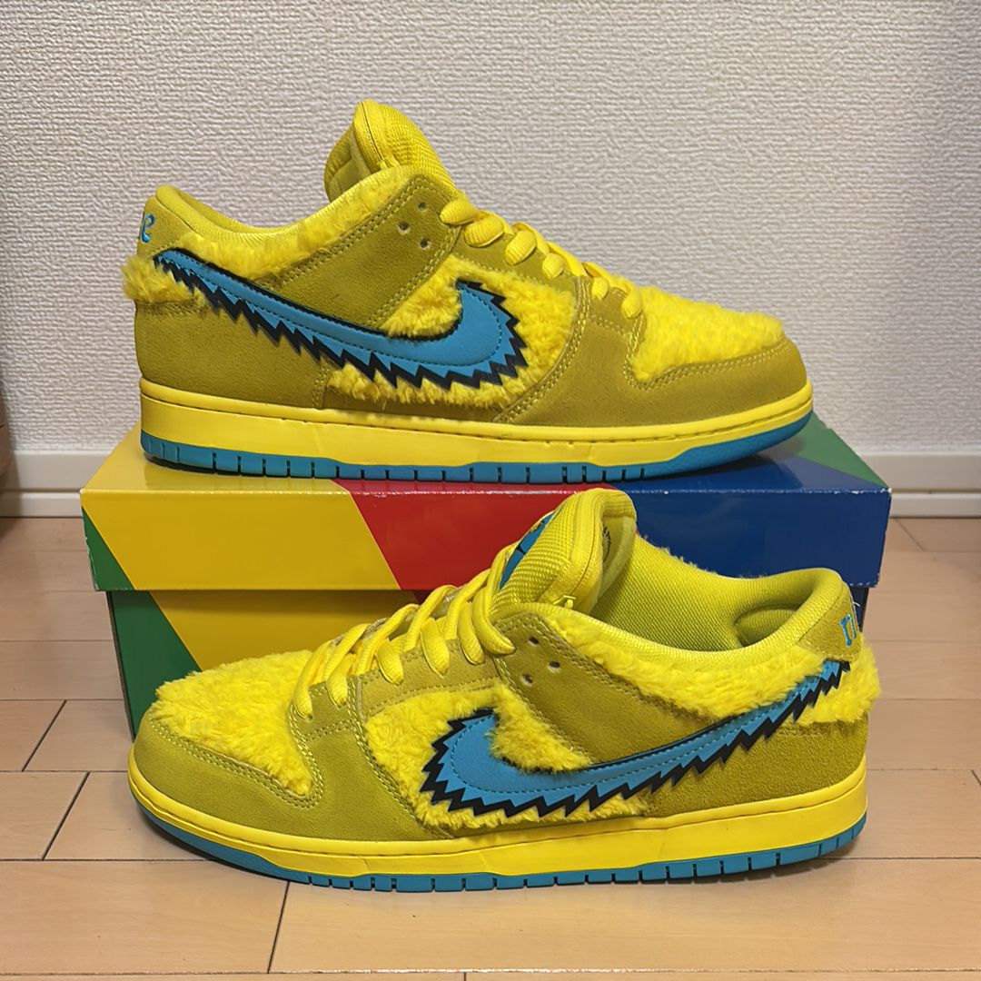 Grateful Dead × Nike SB Dunk Low "Yellow Bear"