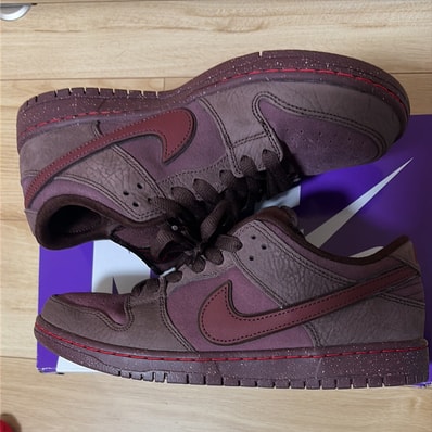 Nike SB Dunk Low PRM City of Love "Burgundy"