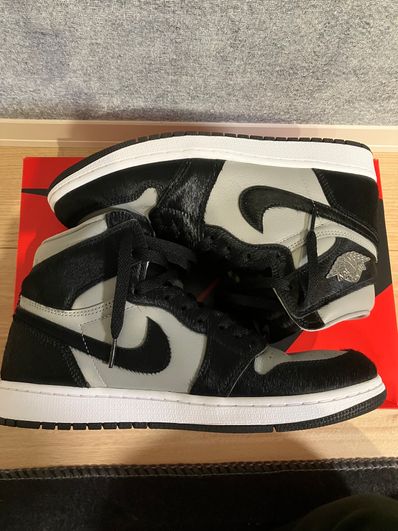 Nike Women's Air Jordan 1 Retro High OG "Medium Grey"