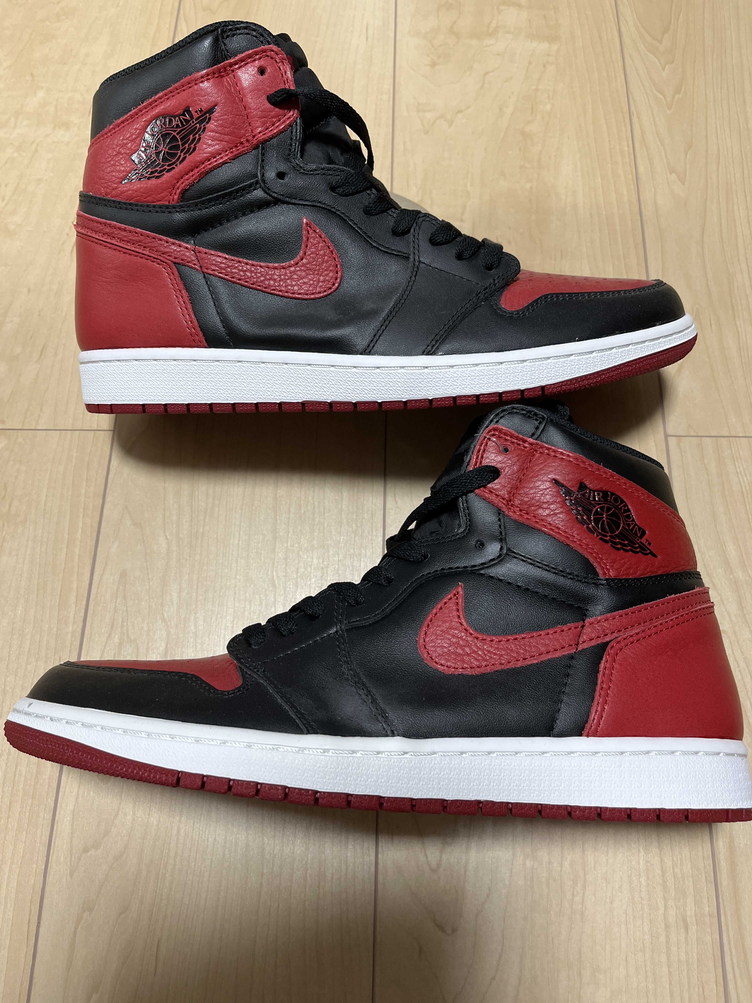 Nike Air Jordan 1 Retro High OG "Bred/Banned" (2016)