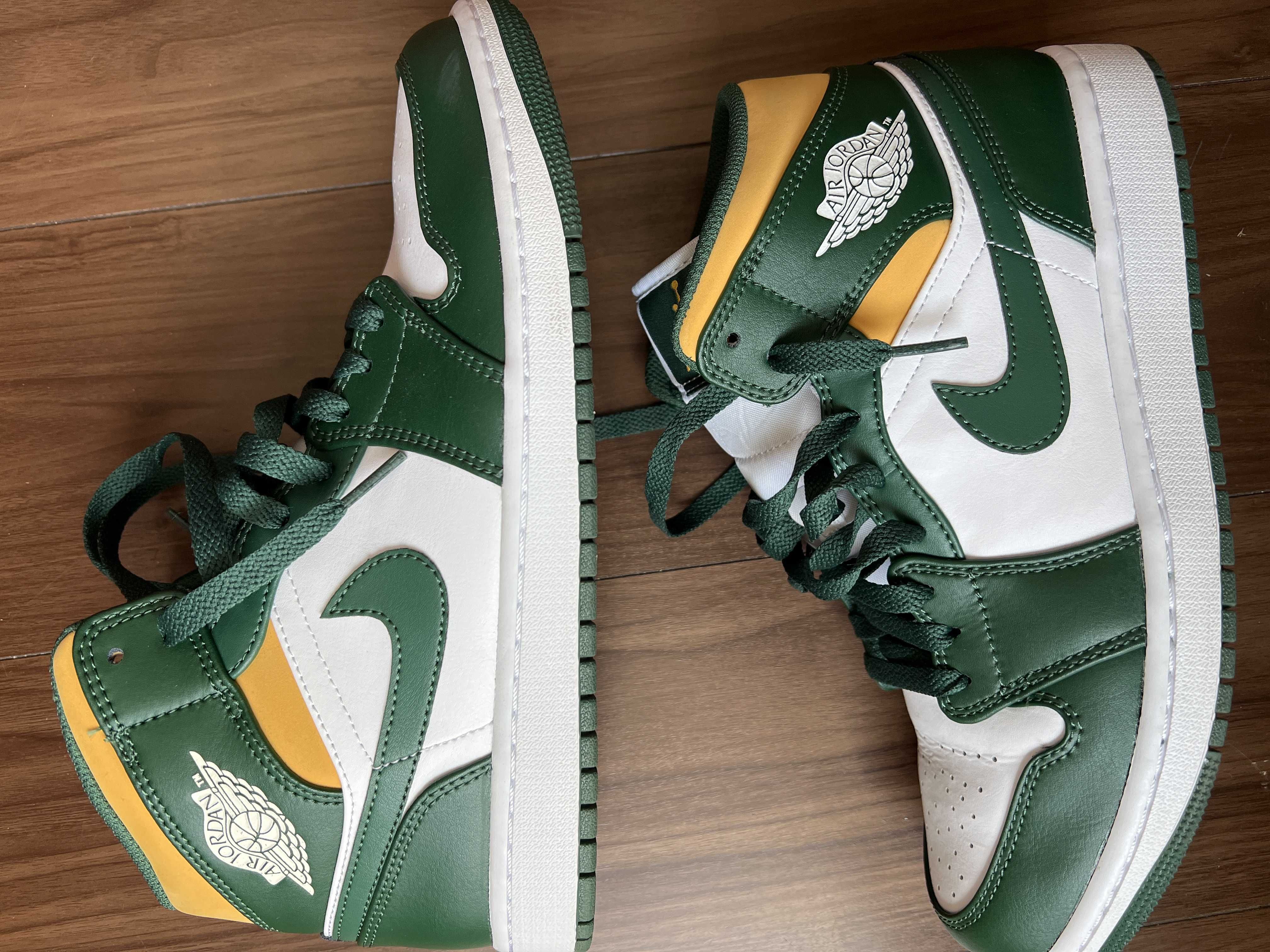 Nike Air Jordan 1 Mid "Seattle Supersonics"
