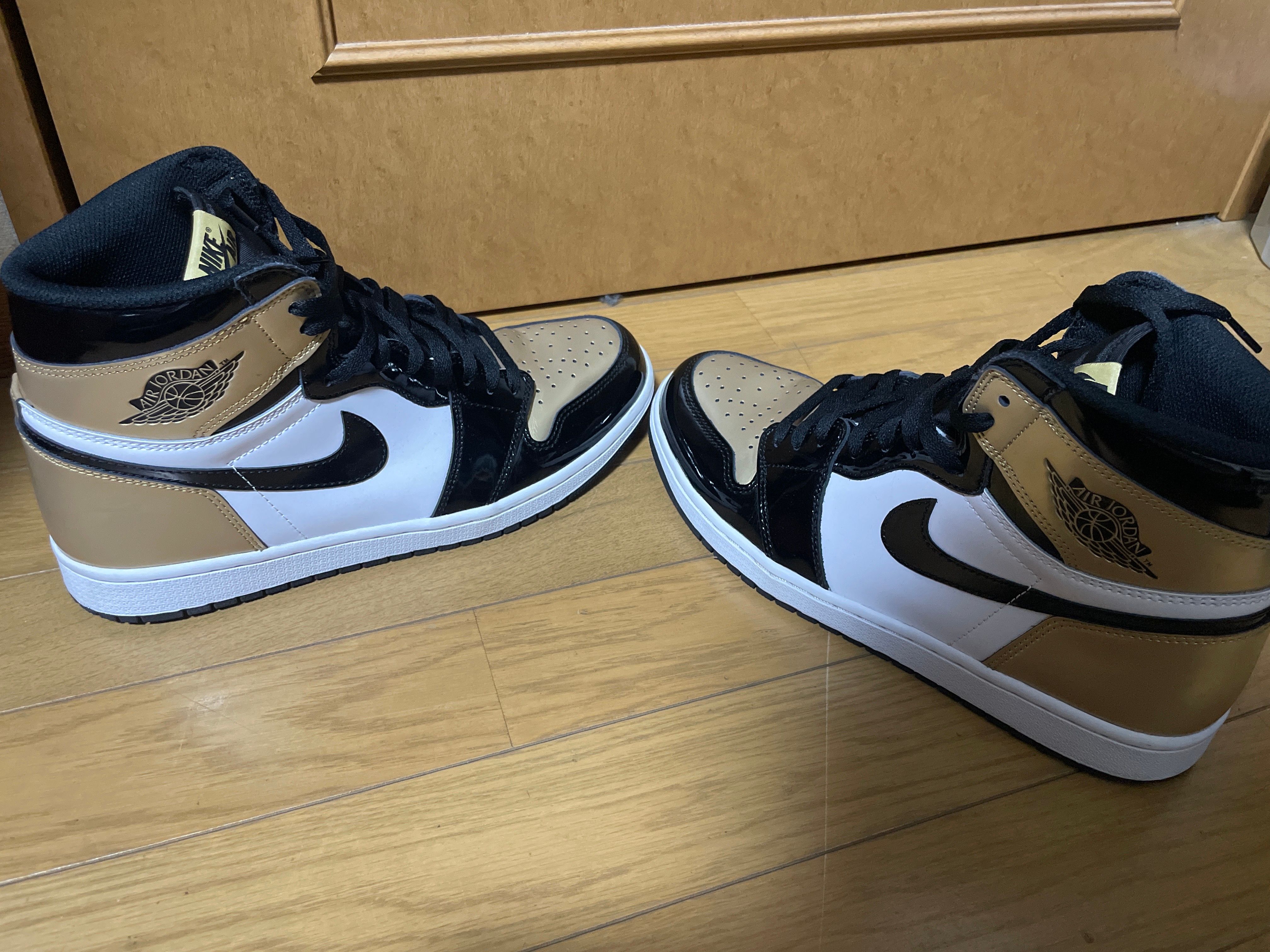 Nike Air Jordan 1 Retro High OG NRG "Gold Toe"