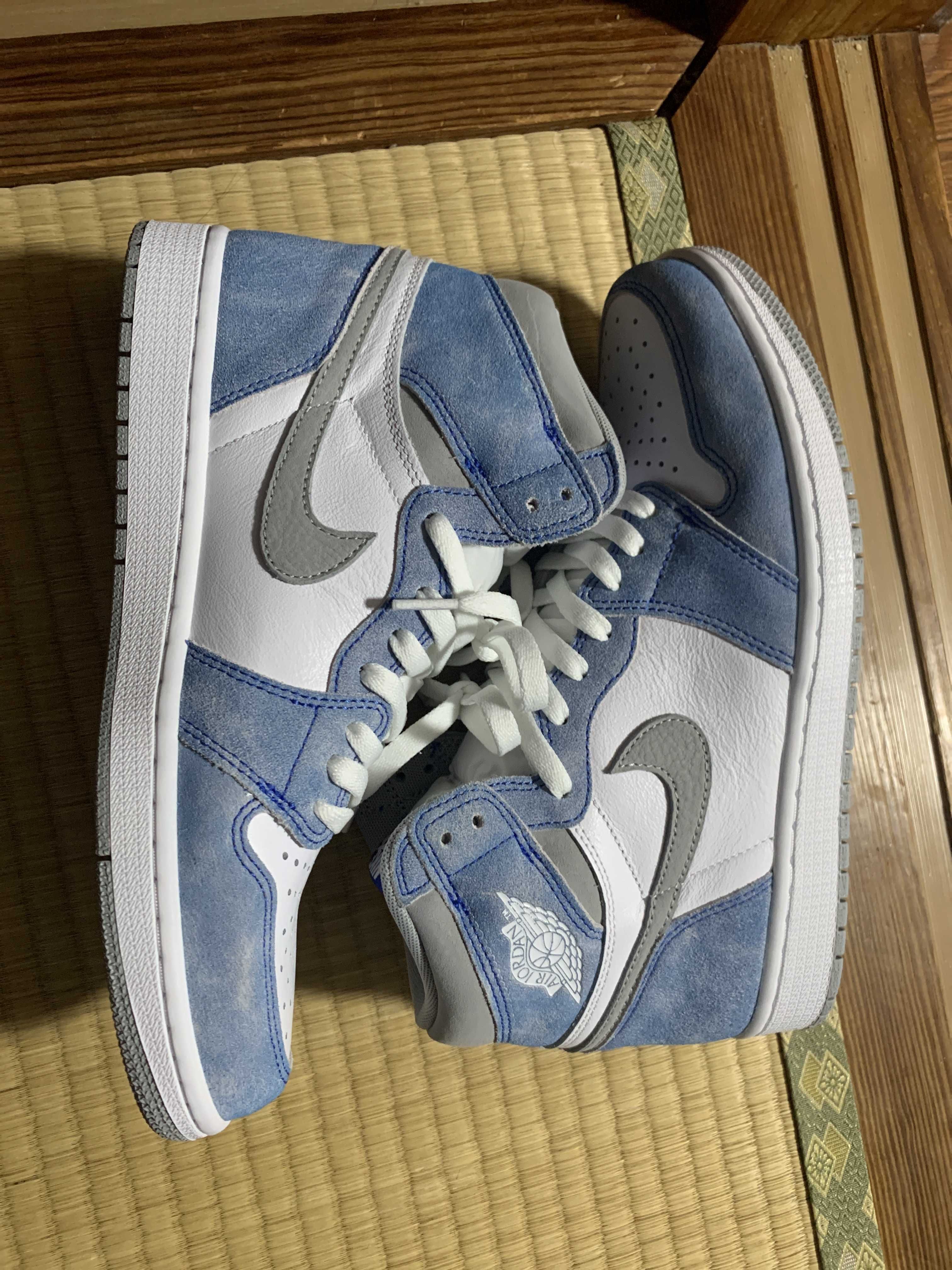 Nike Air Jordan 1 High OG "Hyper Royal"