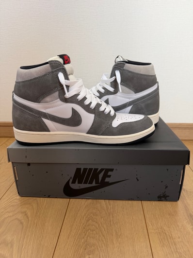 Nike Air Jordan 1 Retro High OG "Black and Smoke Grey"